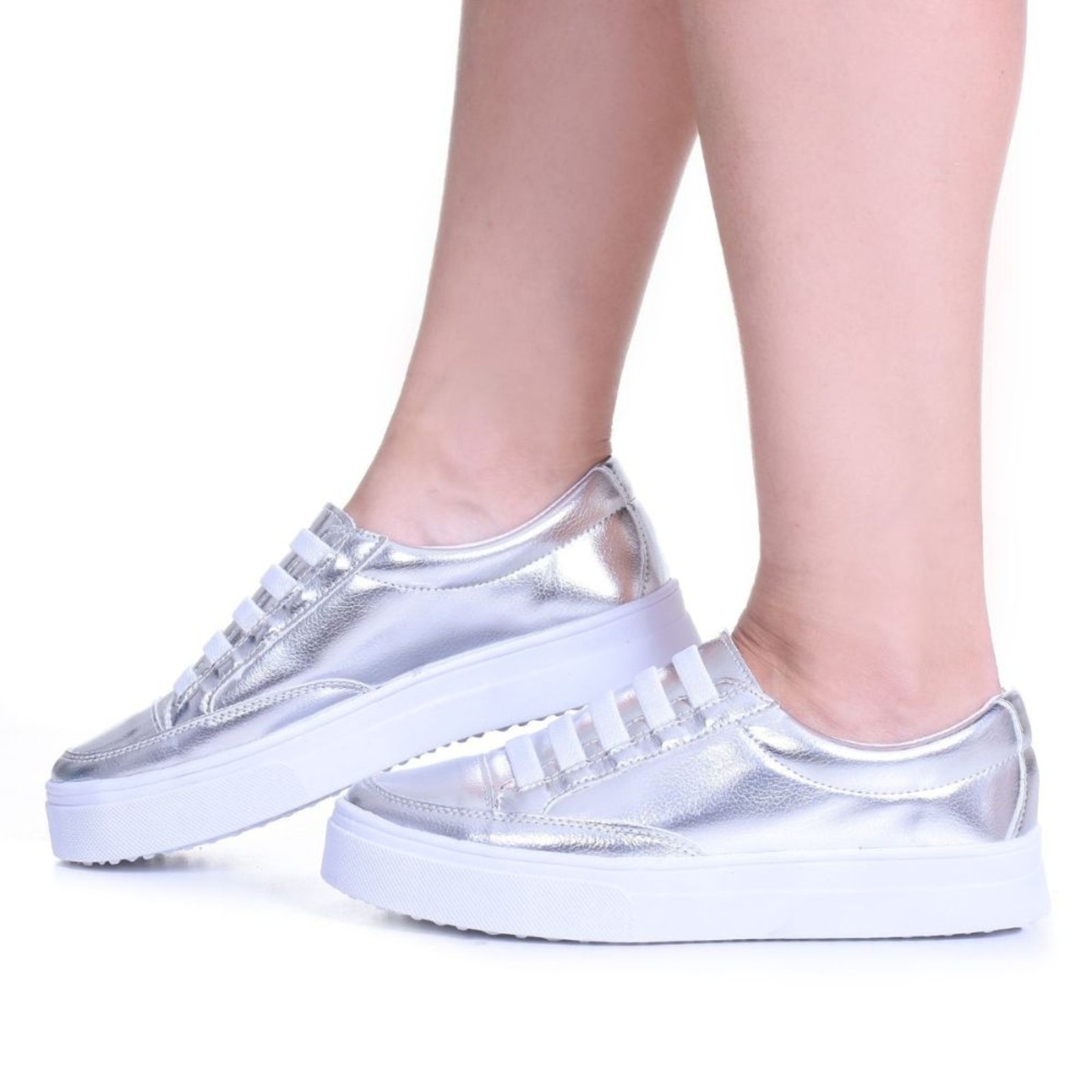 Imagem principal Tênis Feminino Casual Flatform Metalizado Prateado ROMEU E JULIETA SHOES prata