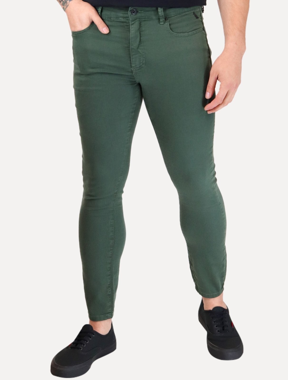 Imagem principal Calça Reserva Masculina Sarja Super Skinny Color Verde Escuro Reserva verde militar