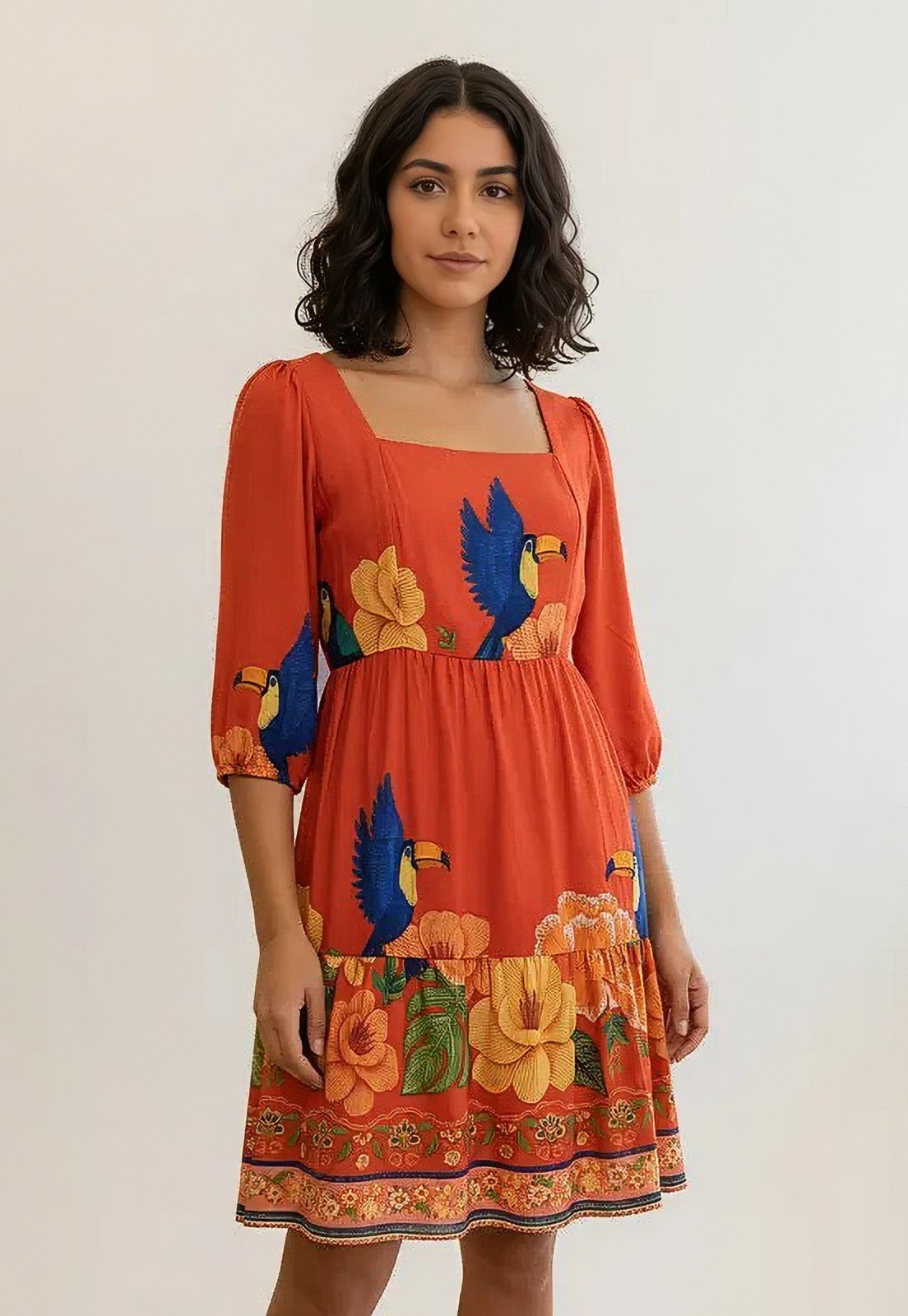 Imagem principal Vestido CabanaFree Curto Manga 3/4 Estampa Arara do Sol Cabanafree estampado/vermelho