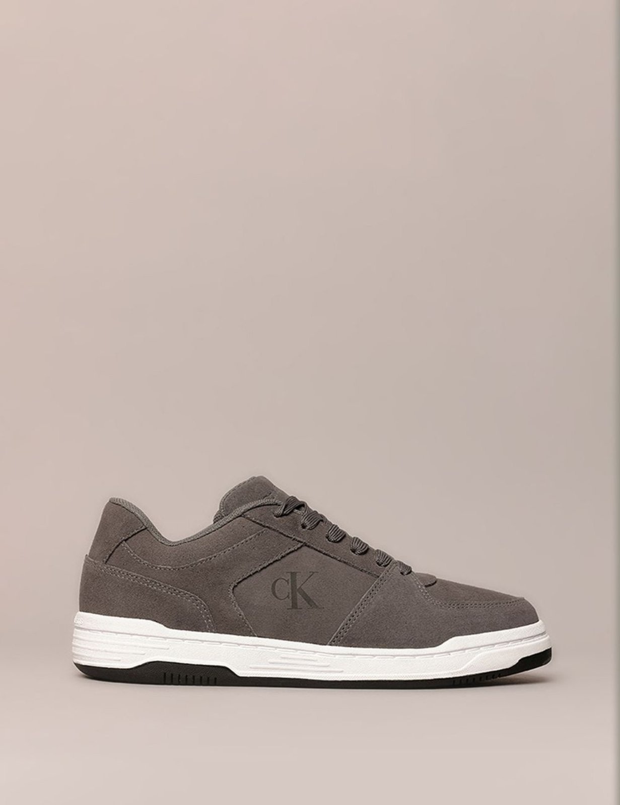 Imagem principal Tênis Masculino Court Camurça Calvin Klein Jeans - Chumbo Calvin Klein Jeans cinza