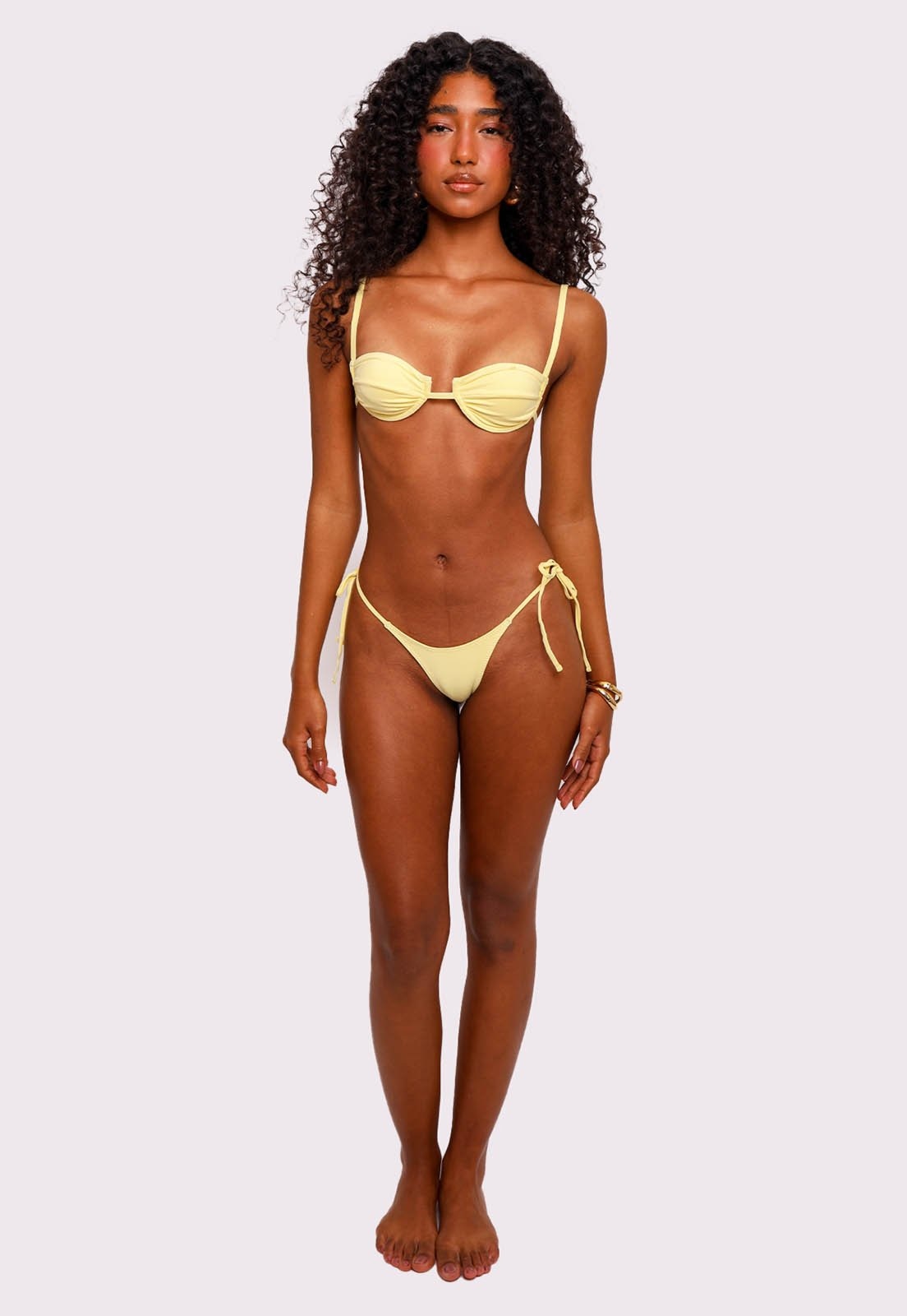 Imagem principal biquíni meia taça creamy Mundo Lolita mundololita amarelo