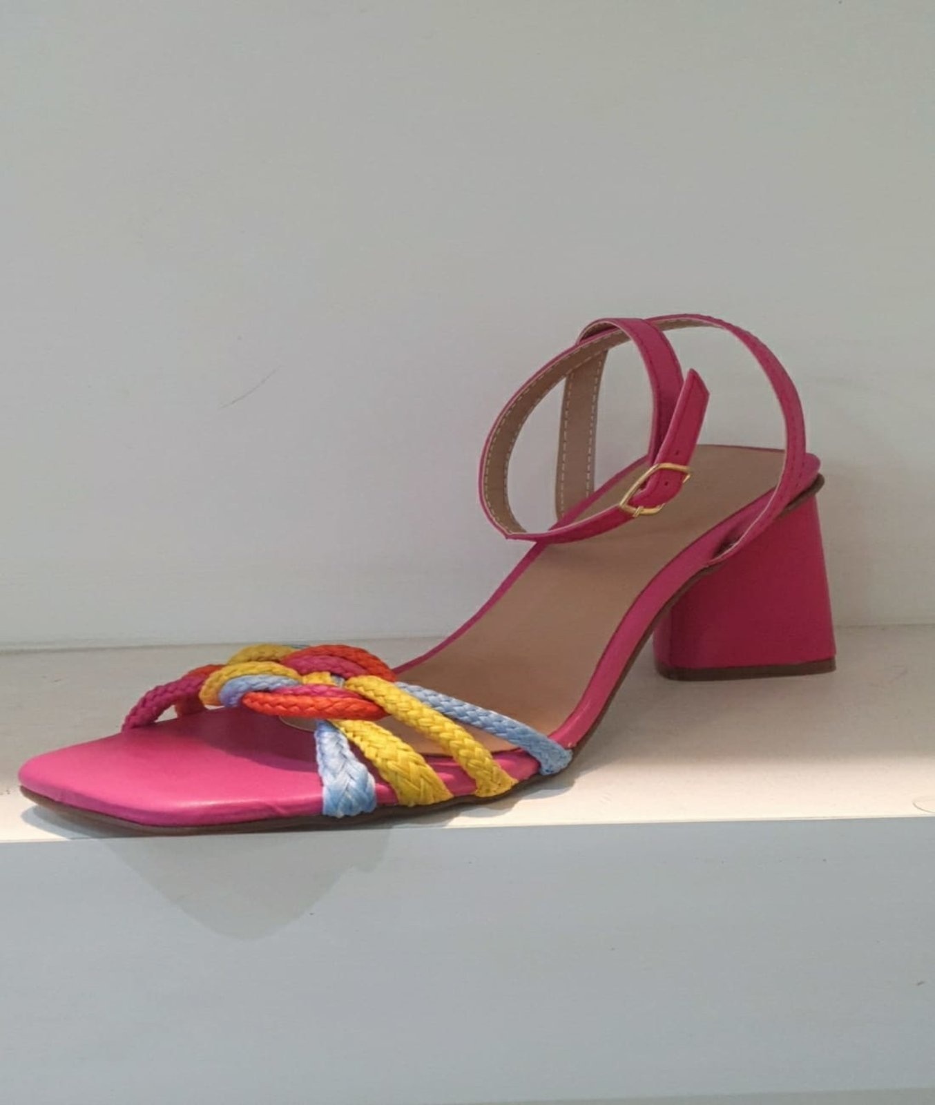 Imagem principal Sandália Delazari Salto Geométrico Pink com Gáspea Multicolor Delazari multicolorido/pink pink