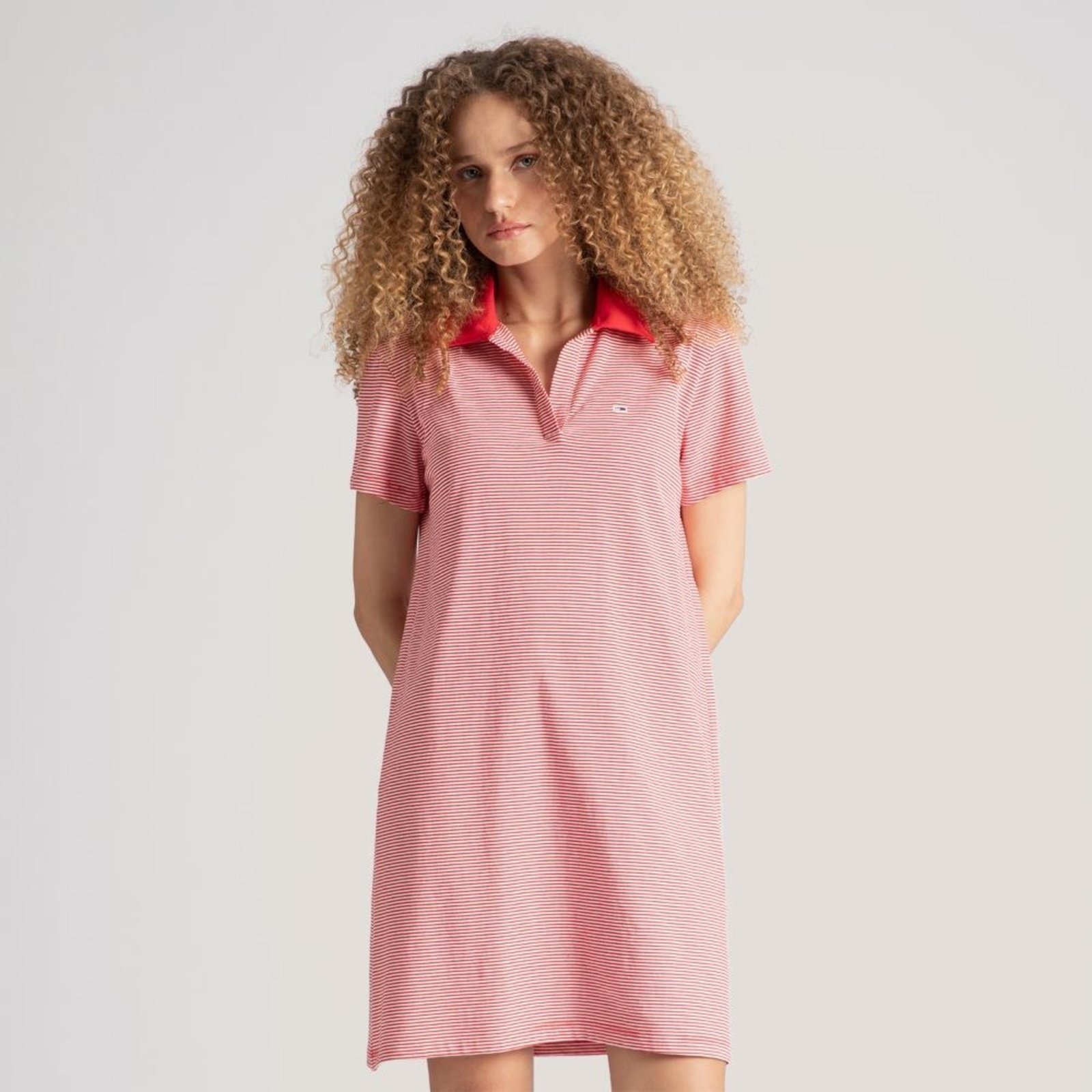 Imagem principal Vestido Polo Listrado Tommy Jeans vermelho