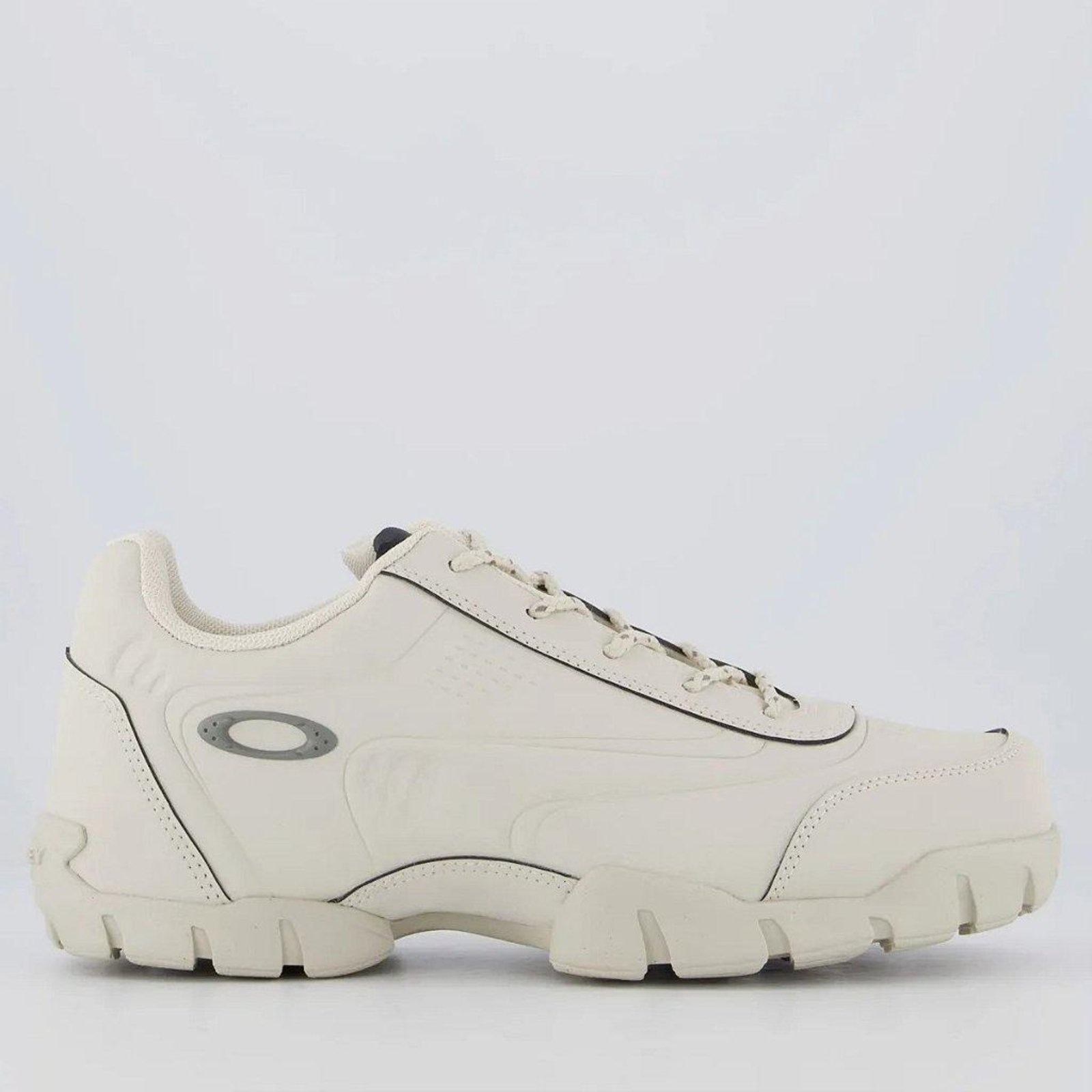 Imagem principal Tênis Oakley Stern SM26 Masculino Off White Oakley off-white white