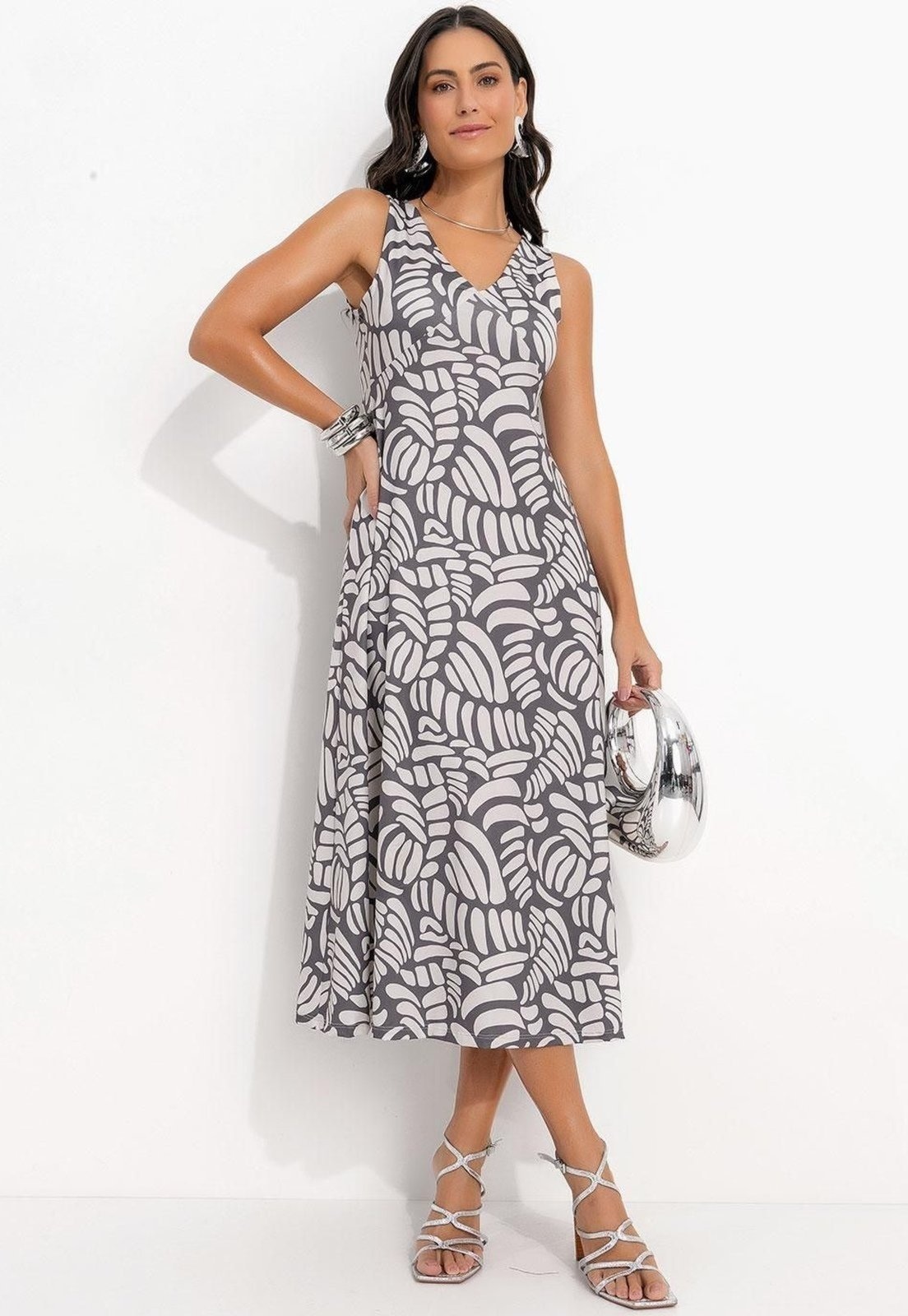 Imagem principal Vestido Em Malha Fria Conchas Bicolor Quintess branco