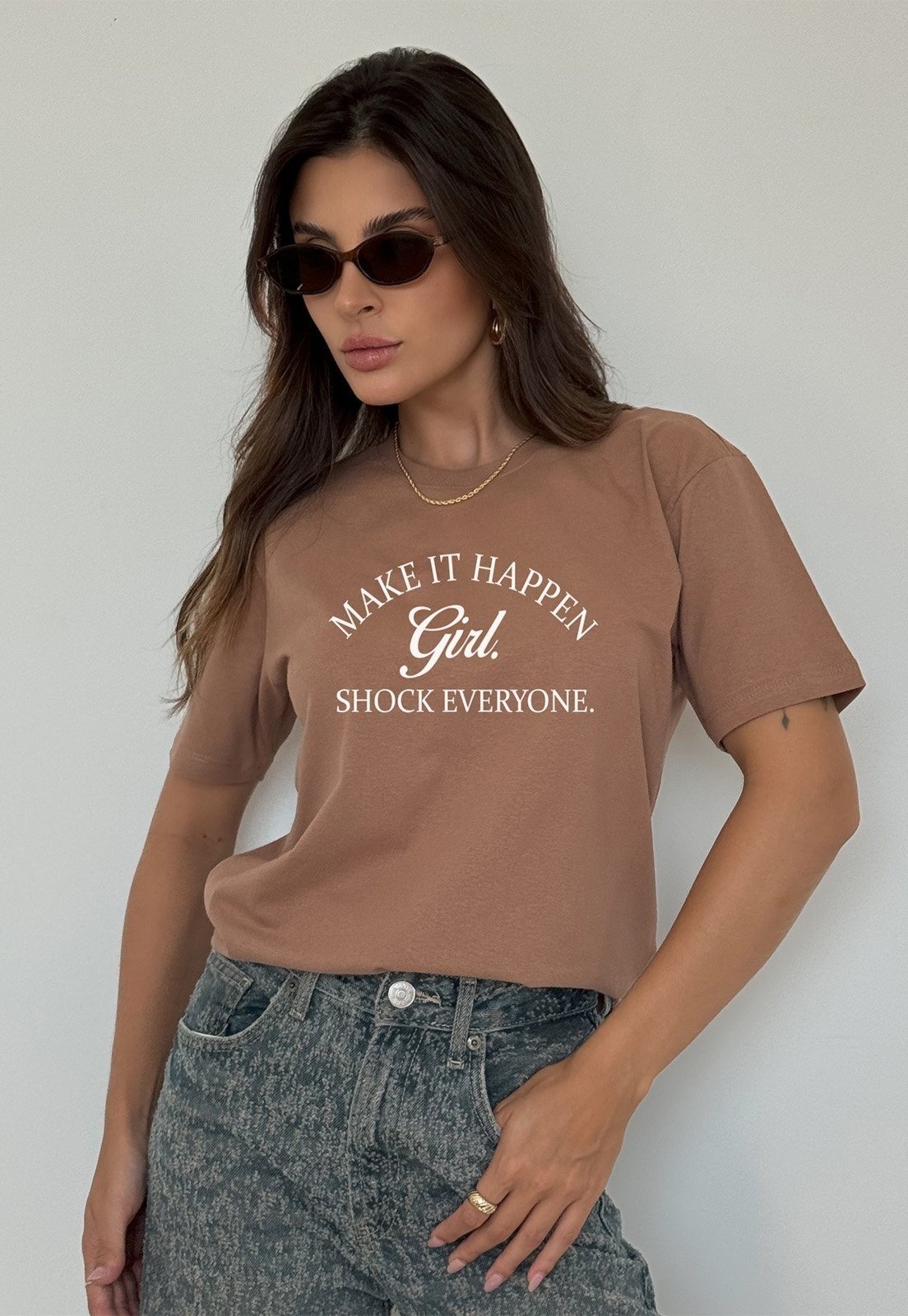 Imagem principal Camiseta Cianitas Estampa Shock Everyone Cianitas marrom