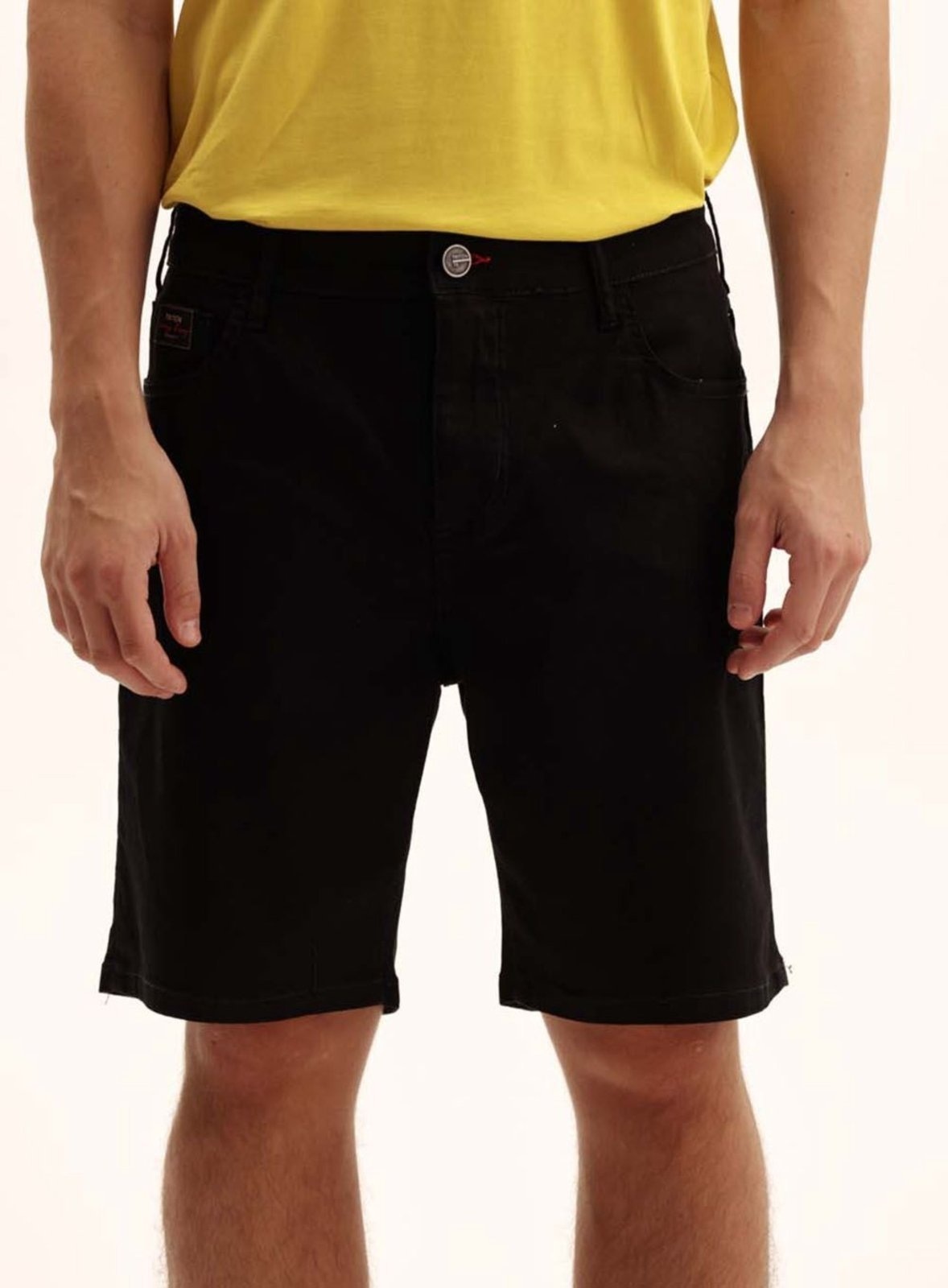 Imagem principal Bermuda Jeans Lavagem Escura - Luan Triton Triton preto