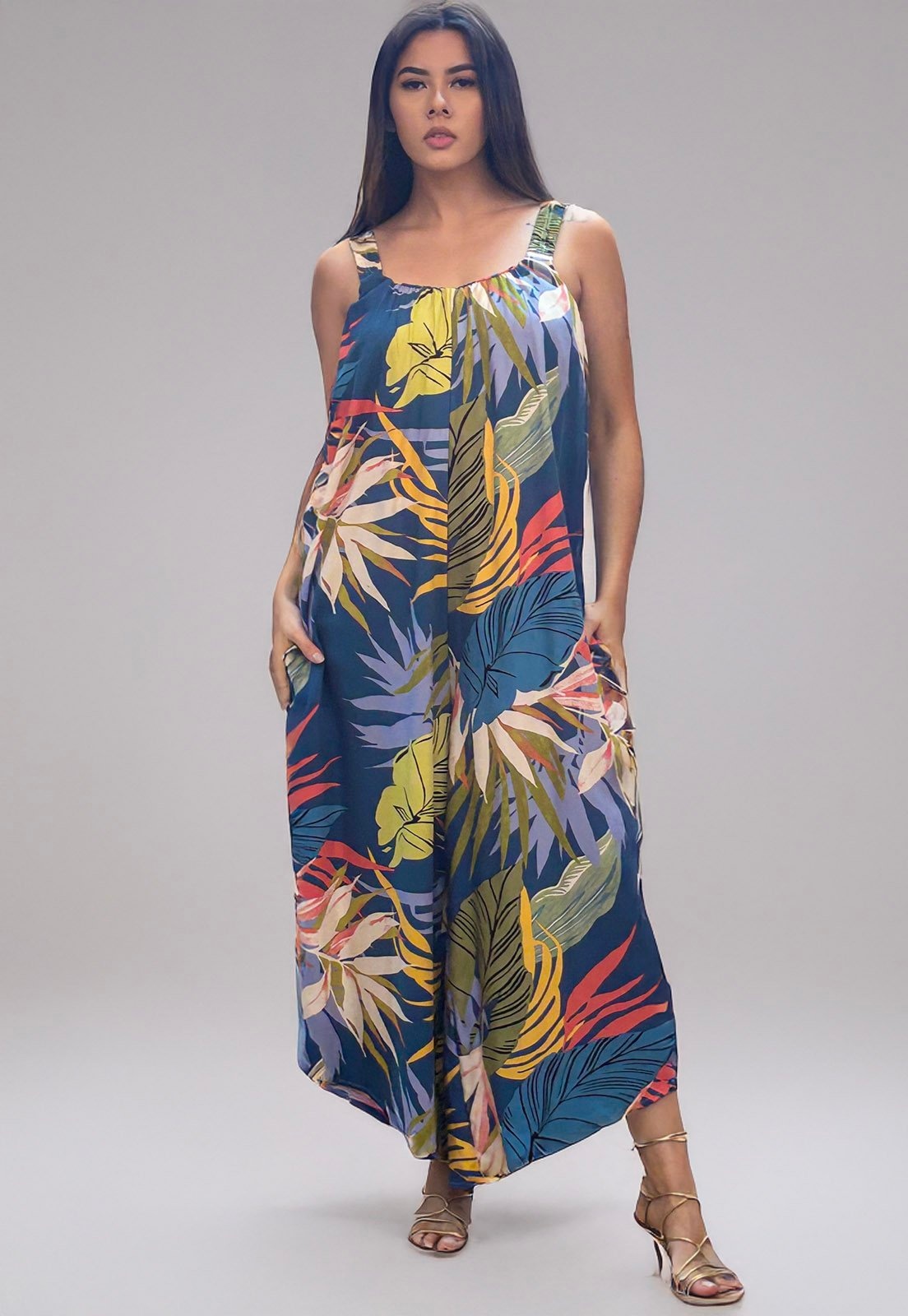 Imagem principal Macacão Amazonia Vital Saruel Viscose Alça com Elástico Estampa Brisa Botânica Amazonia Vital amarelo/estampado/verde/vermelho