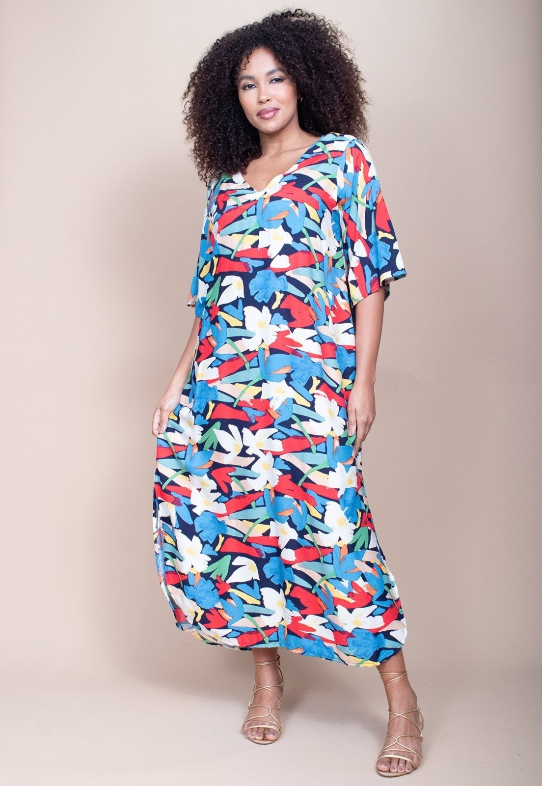 Imagem principal Vestido Cabanafree Midi Abapã Plano com Bolso Estampa Floresce Cabanafree azul/estampado/verde/vermelho