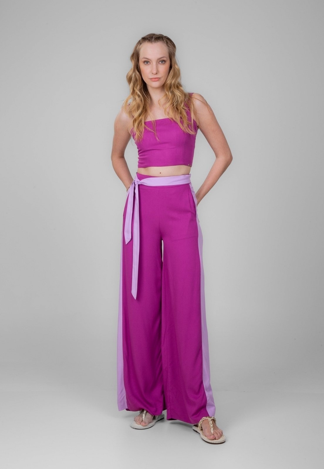 Imagem principal Calça Alfaiataria Traymon Pantalona Uva Traymon lilás