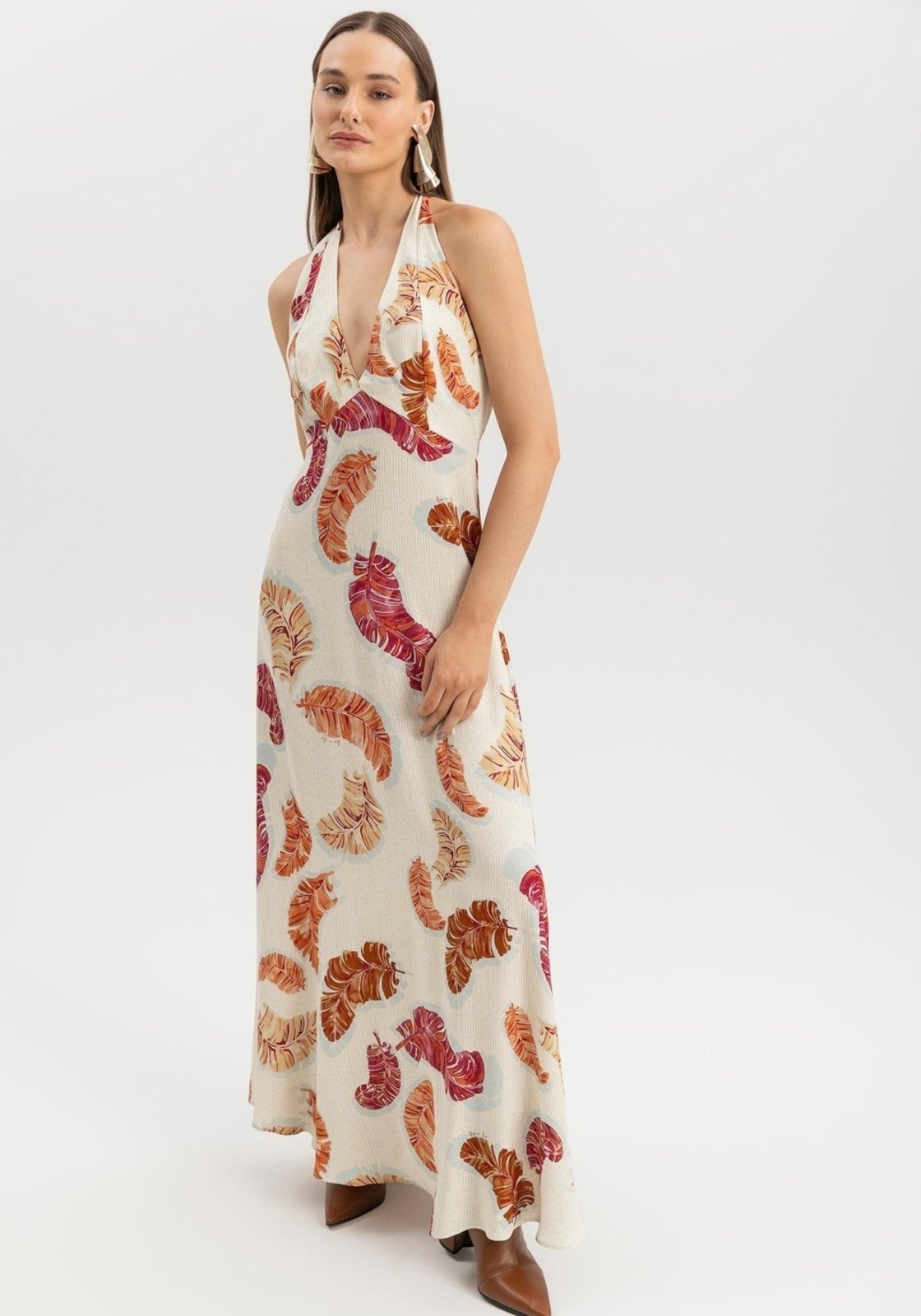 Imagem principal Vestido Lez a Lez Longo Estampado Frente Única Com Decote Em V Lez a Lez poás