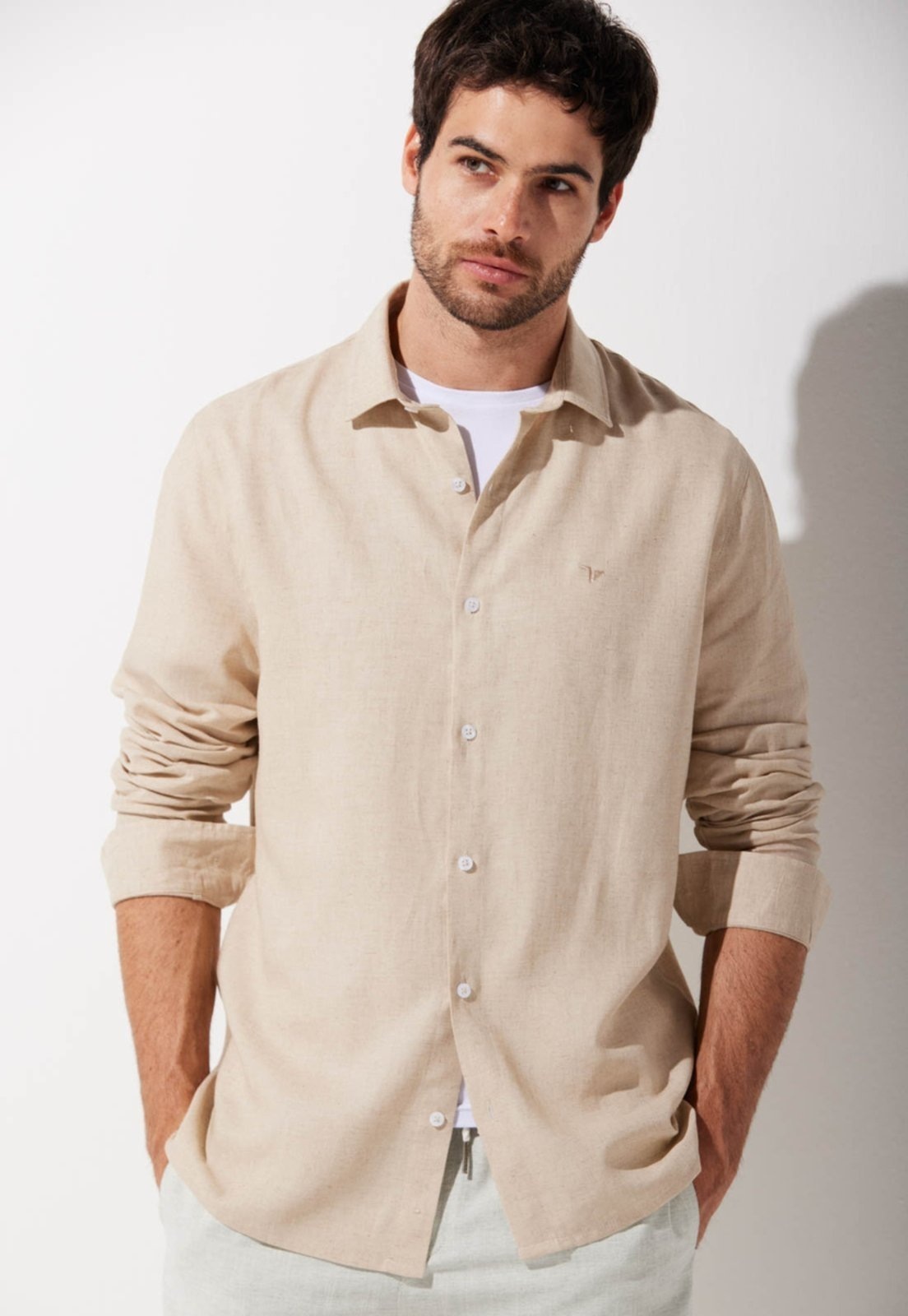 Imagem principal Camisa Linho Traymon Slim Manga Longa Natural Traymon bege natural