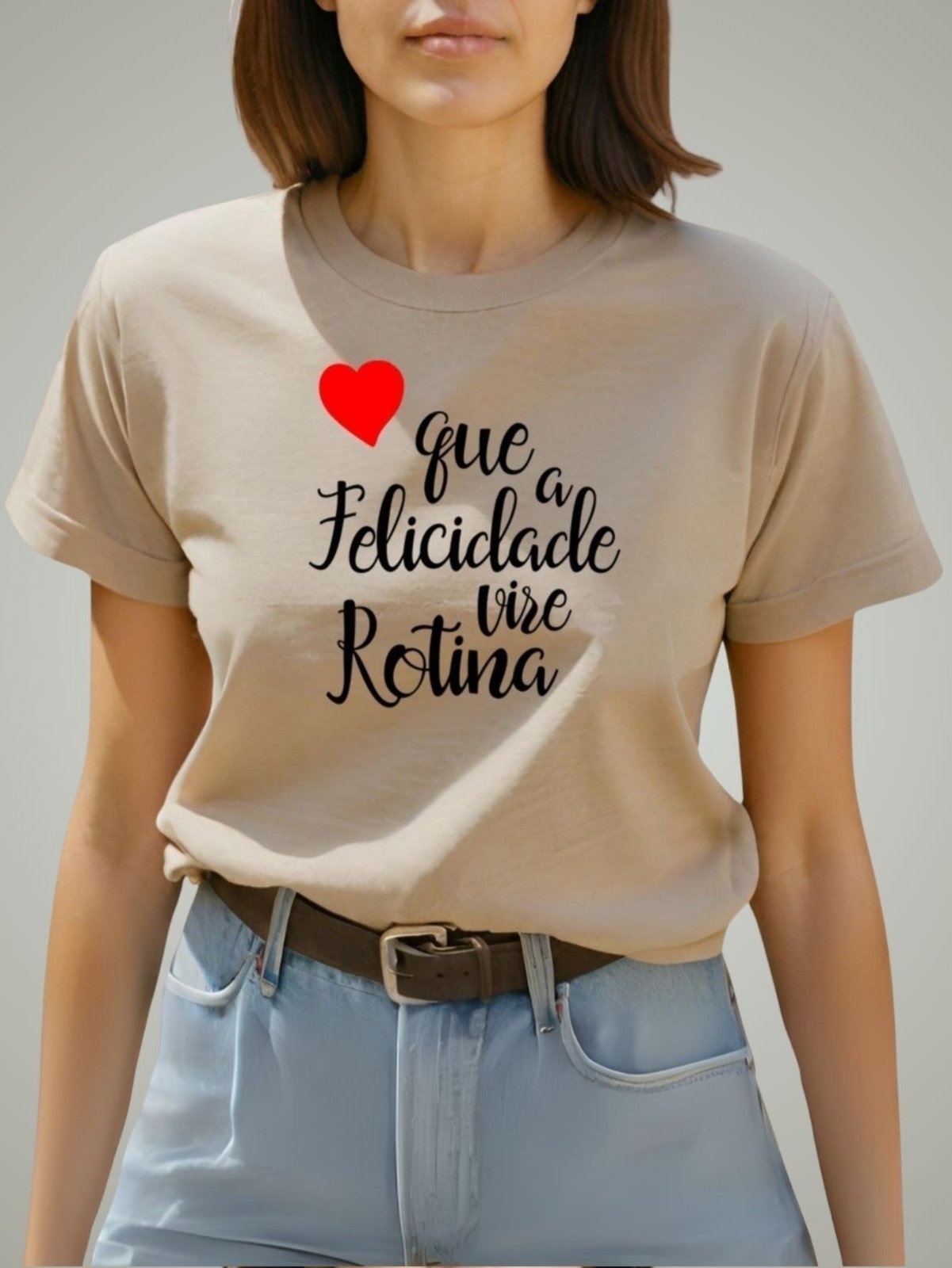 Imagem principal Camiseta Feminina GuGi T-shirt Que a Felicidade Vire Rotina Caqui Gugi caramelo caqui