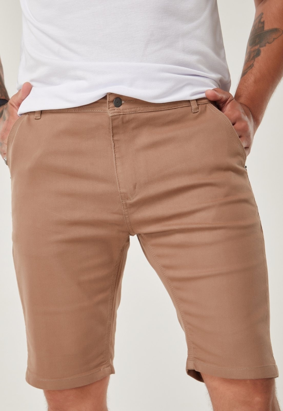 Imagem principal Bermuda Masculina Sarja Koenig Patria Brasil marrom