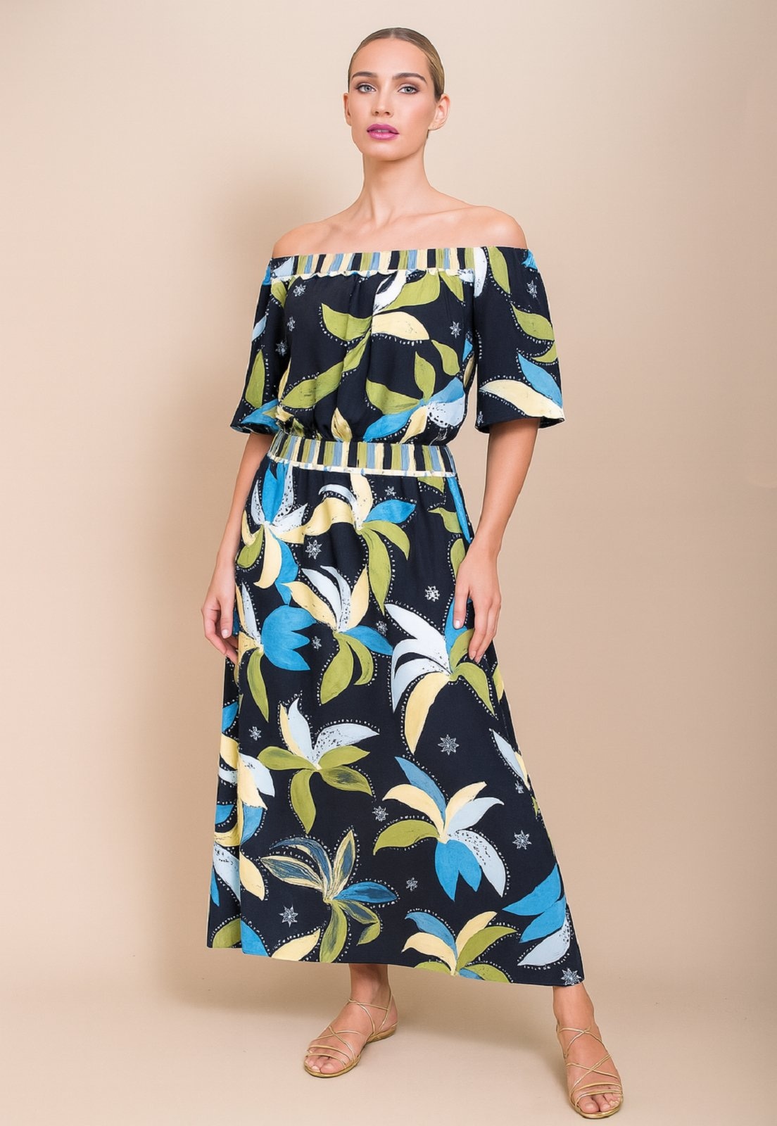 Imagem principal Vestido Midi Cabanafree Ciganinha Viscose sem Lapela Estampa Jardim Noturno Cabanafree azul/estampado/verde