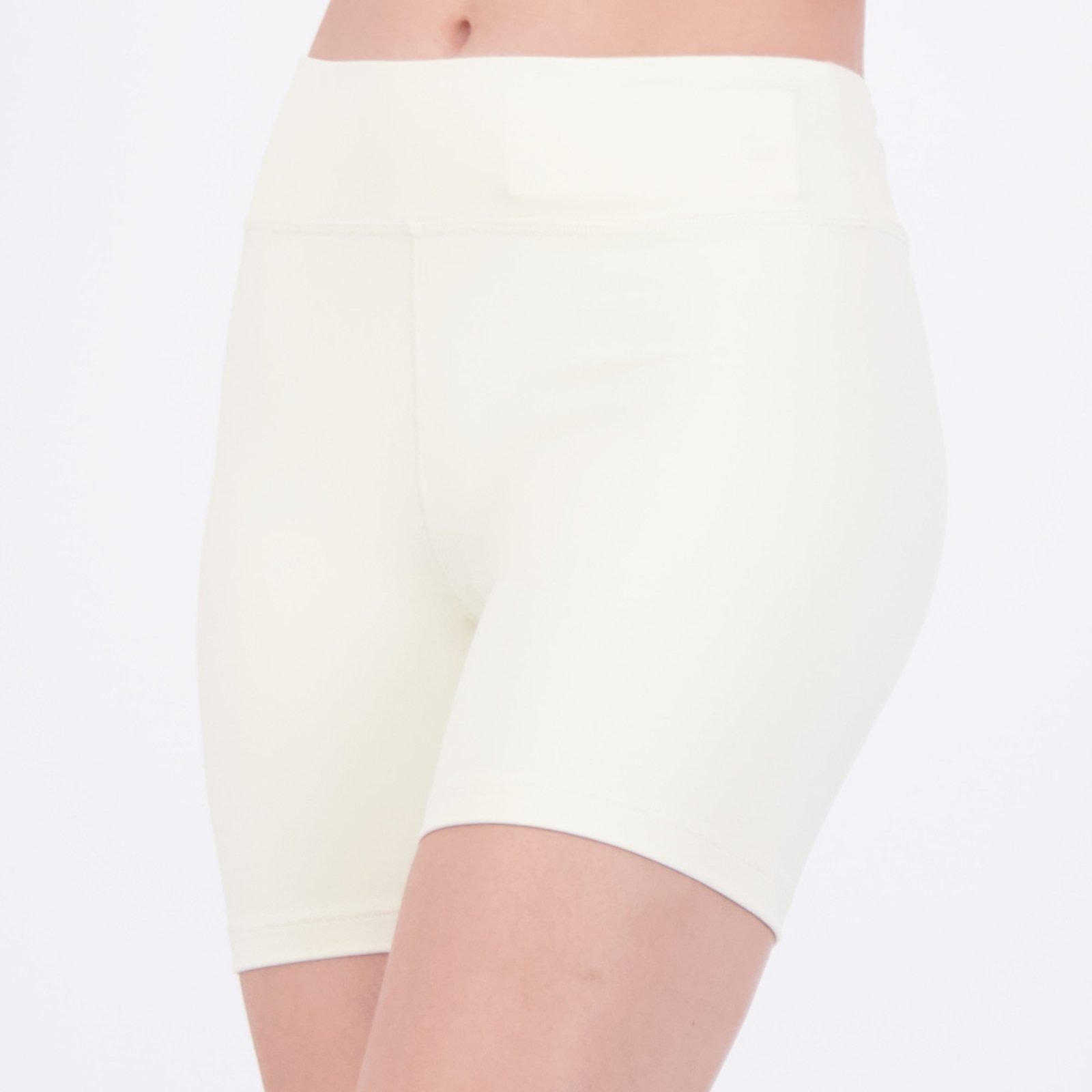 Imagem principal Bermuda Fila Flat Life II Feminina Creme Claro Fila bege