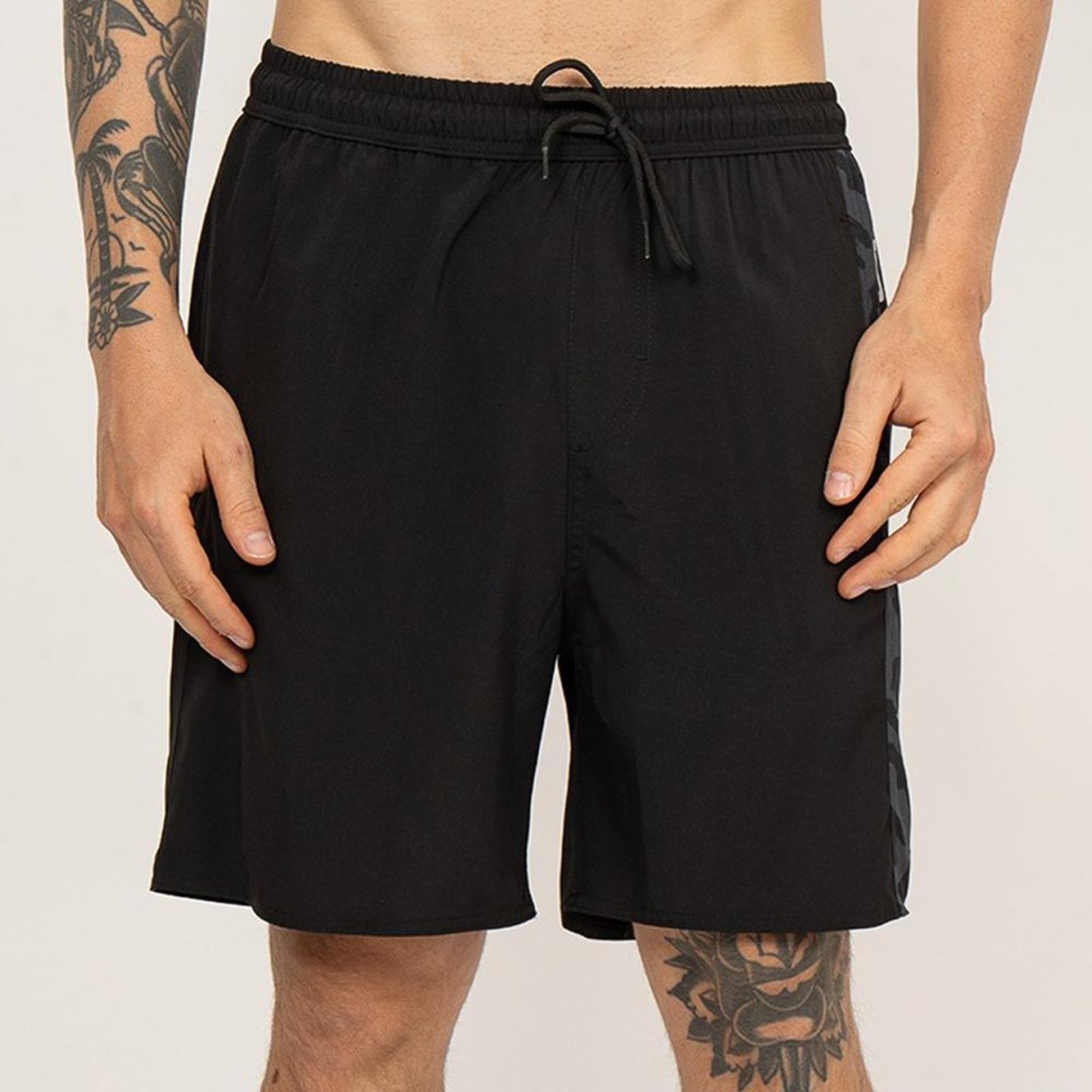 Imagem principal Bermuda RVCA Frog Camo Elastic SM26 Masculina RVCA preto