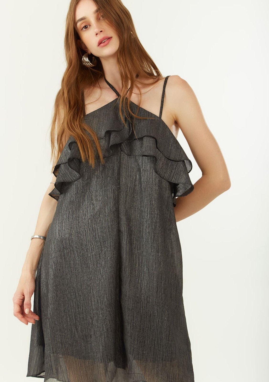 Imagem principal Vestido Zinco Solto Decote Reto Com Alça Curto Zinco preto