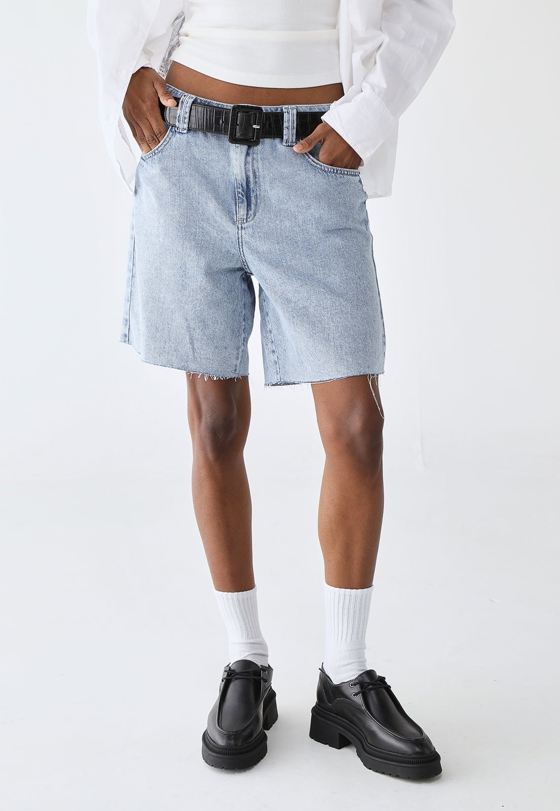 Imagem principal Bermuda Jeans Forum Reta Barra Destroyed Forum azul