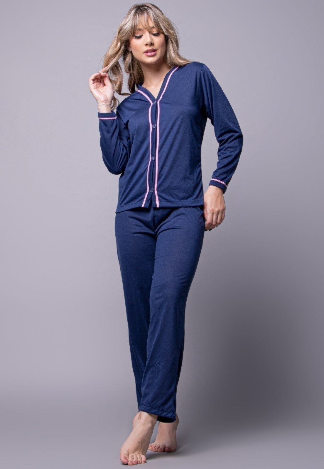 Imagem principal Pijama Blogueira Longo Aberto Botões Marinho WLS Modas multicolorido