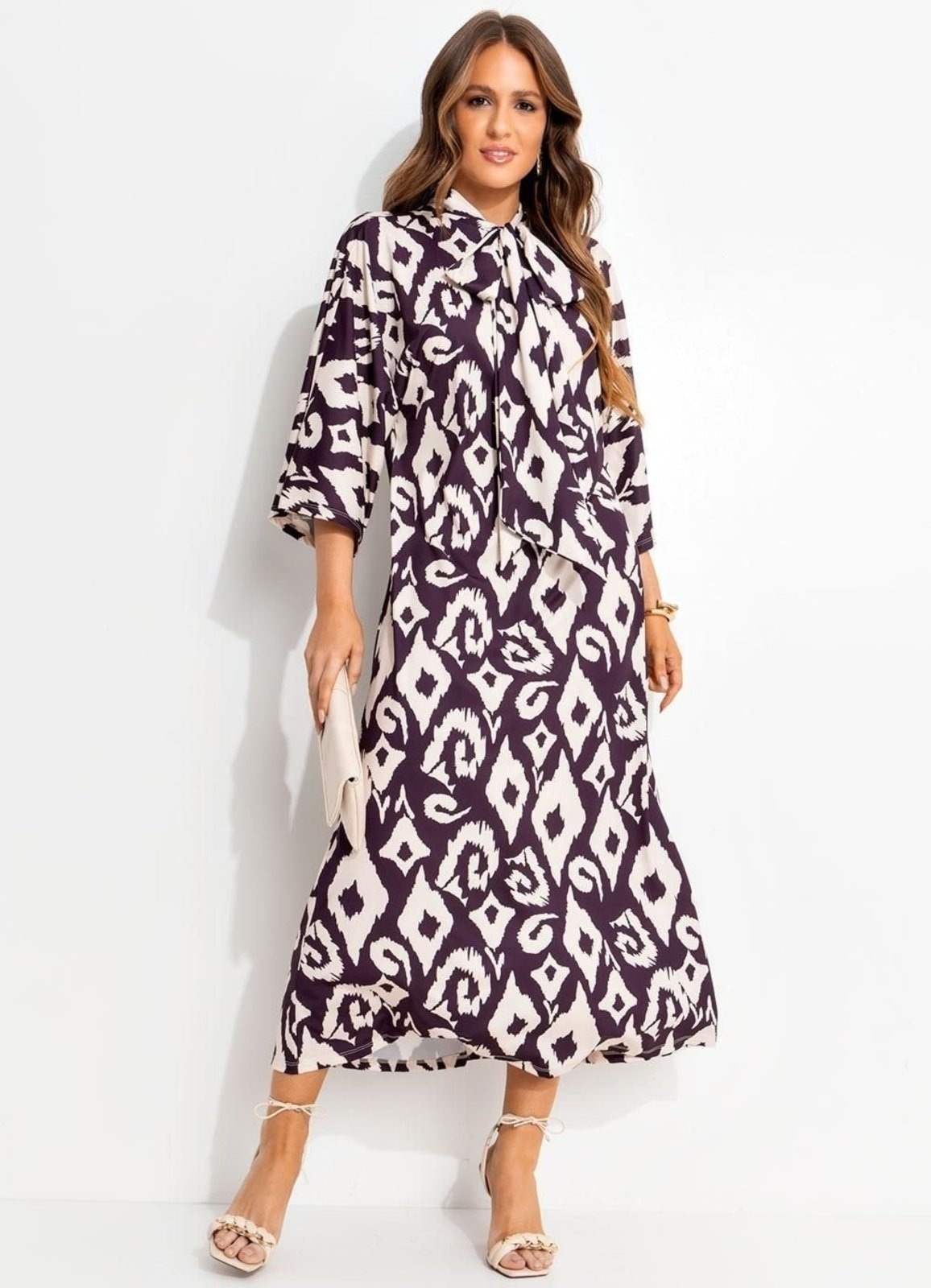 Imagem principal Vestido Feminino Étnico Bicolor Em Malha Fria Quintess bege