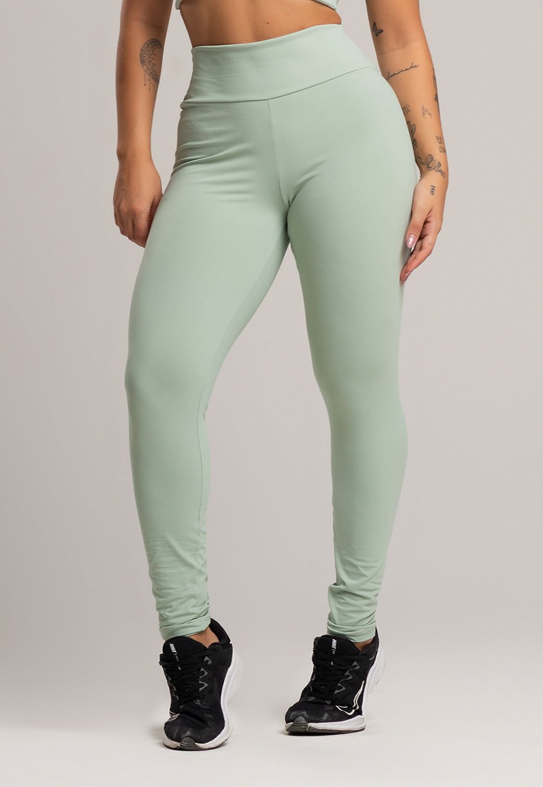 Imagem principal Calça MVB Modas Legging Cintura Alta Poliamida Pistache Mvb Modas verde/verde oliva