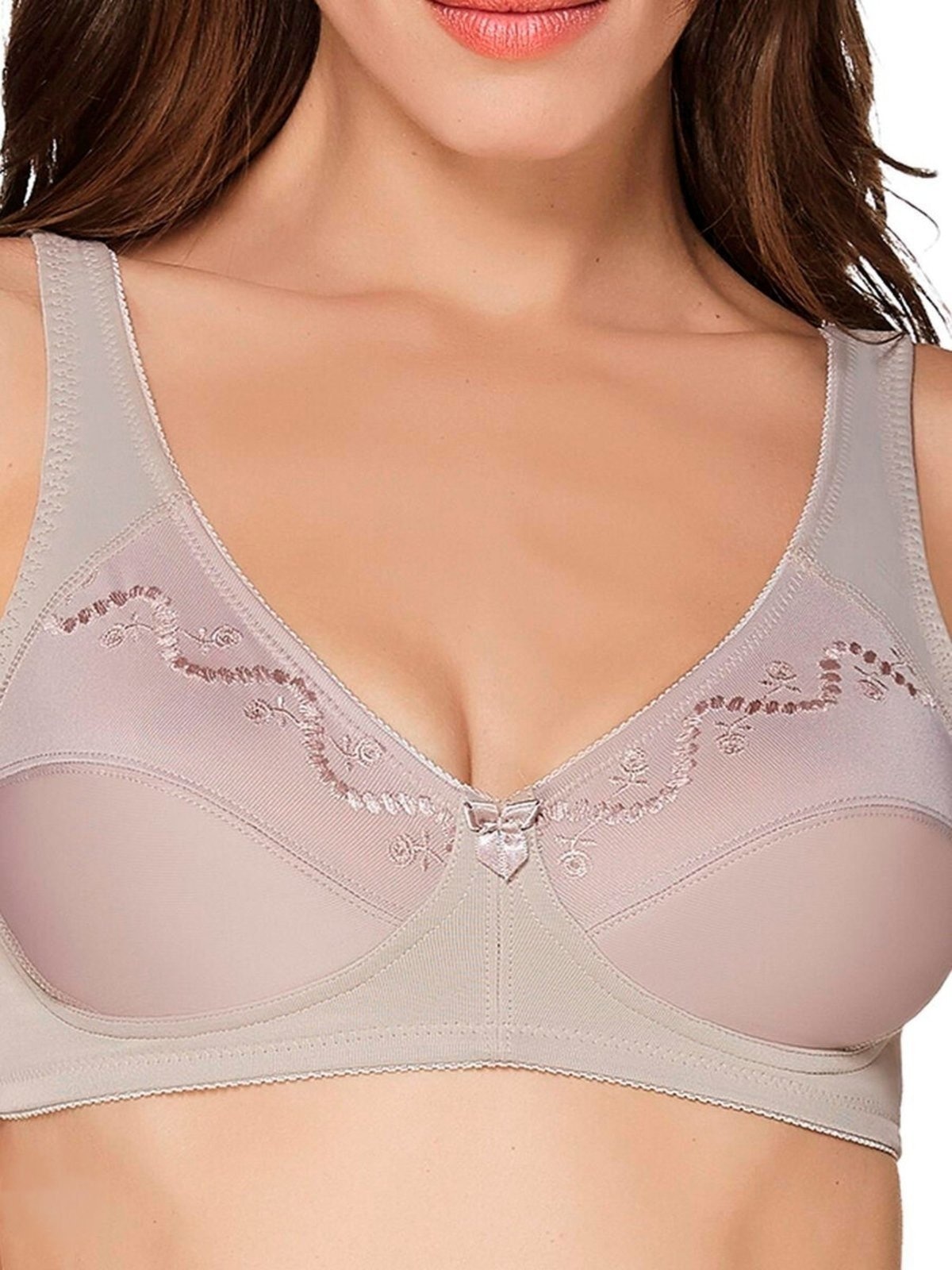 Imagem principal Sutiã Sustentação N Triumph Minimizer 24402 Taça B Branco Triumph bege