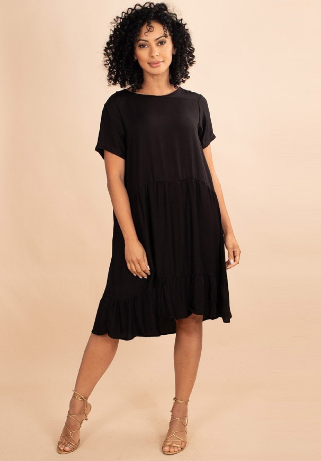 Imagem principal Vestido Curto Viscose Camadas Xororó Amazonia Vital preto