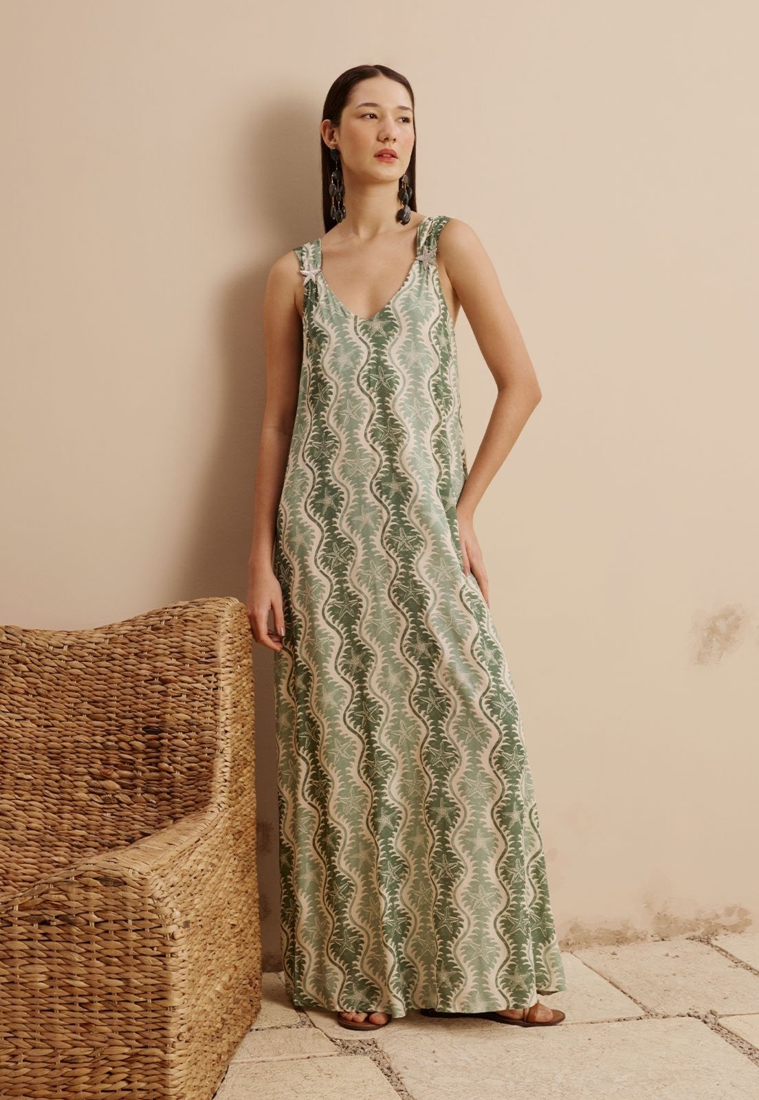 Imagem principal Vestido Longo Detalhe Estrela do Mar Estampado Rio CaCay verde