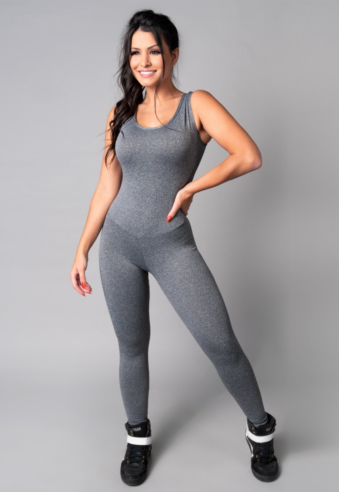 Imagem principal Macacão Longo MVB Modas Costa Nua Fitness Suplex Estampado Mvb Modas cinza