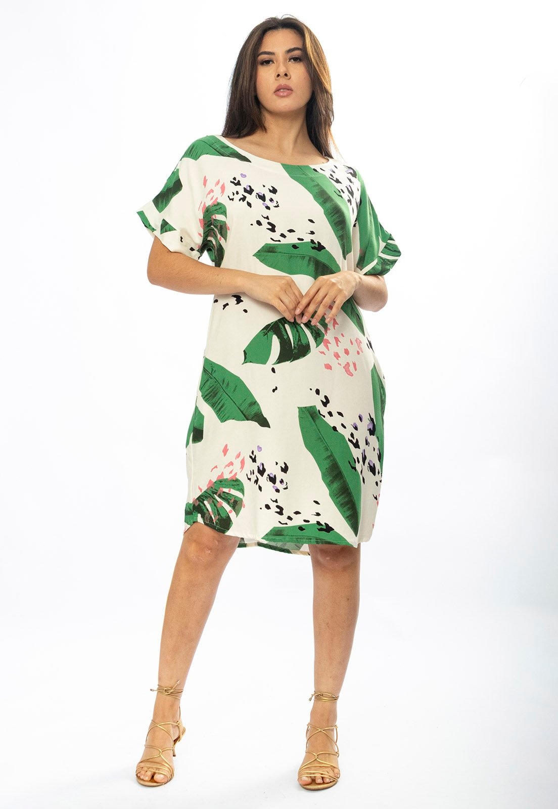 Imagem principal Vestido Curto Cabanafree Viscose com Bolso Estampa Folhagem Poética Cabanafree estampado/preto/verde