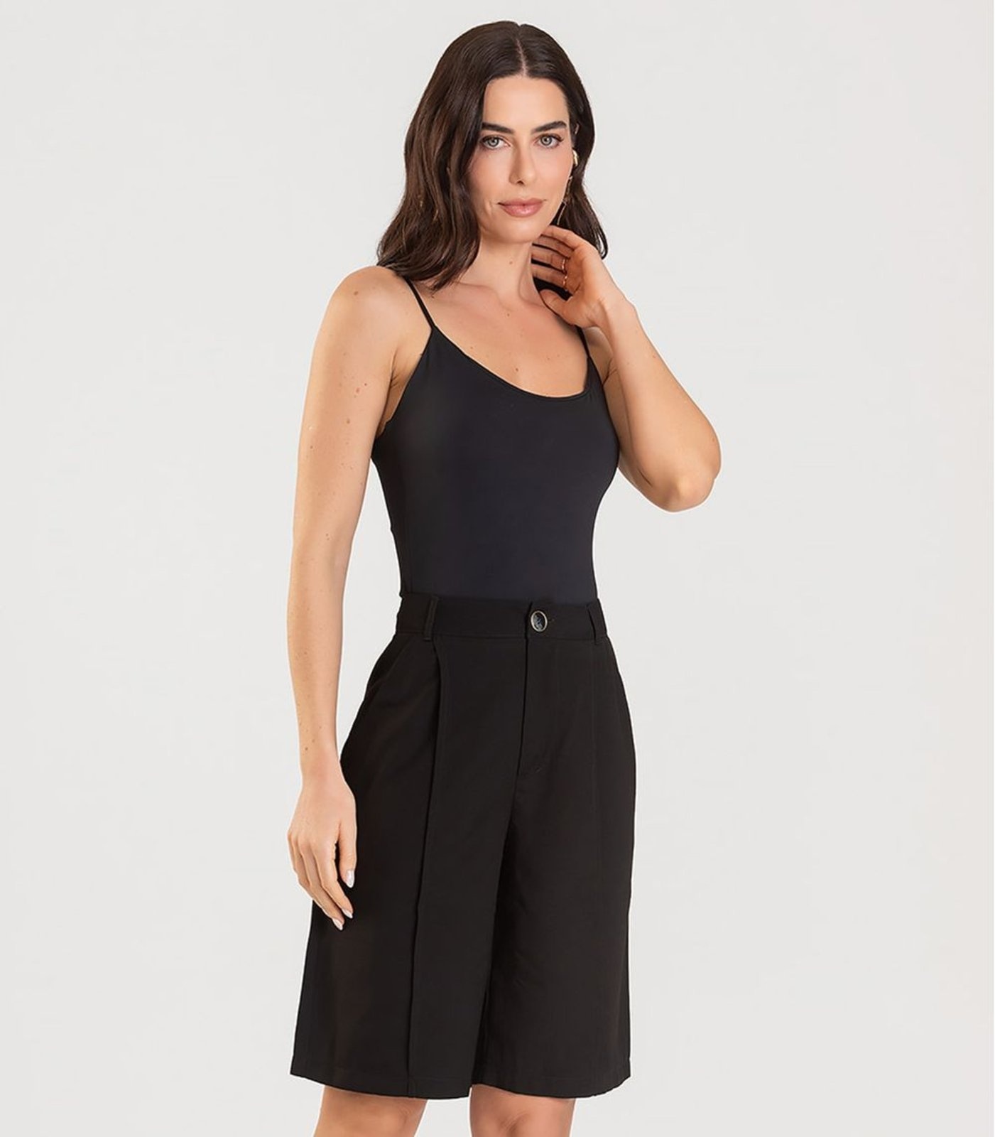 Imagem principal Bermuda Jorts Feminina Reta Em Sarja Dianna Dianna preto