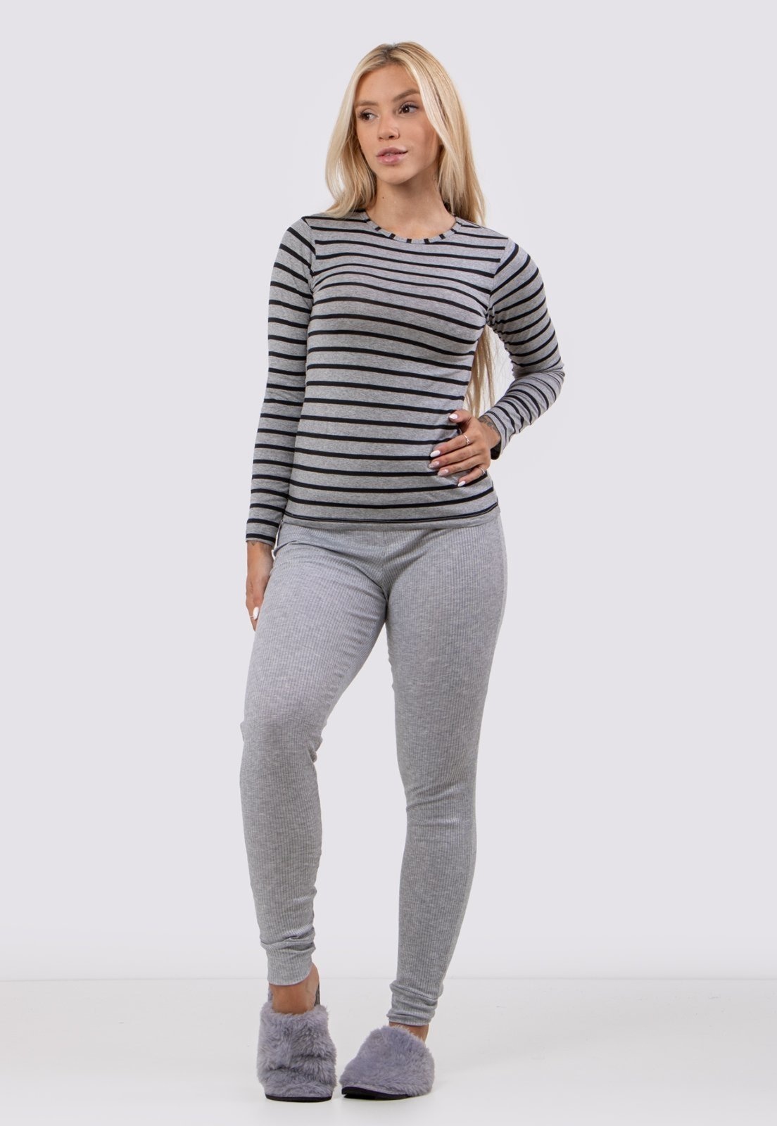Imagem principal Pijama Linha Noite Calça Jogger Moletom Diluxo Listrado Linha Noite cinza