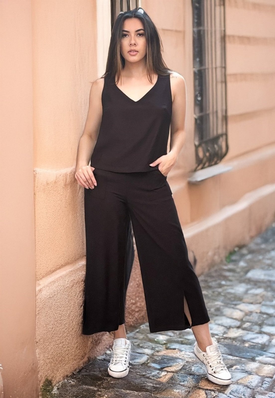 Imagem principal Calça Plana Pantacourt Preta Amazonia Vital preto