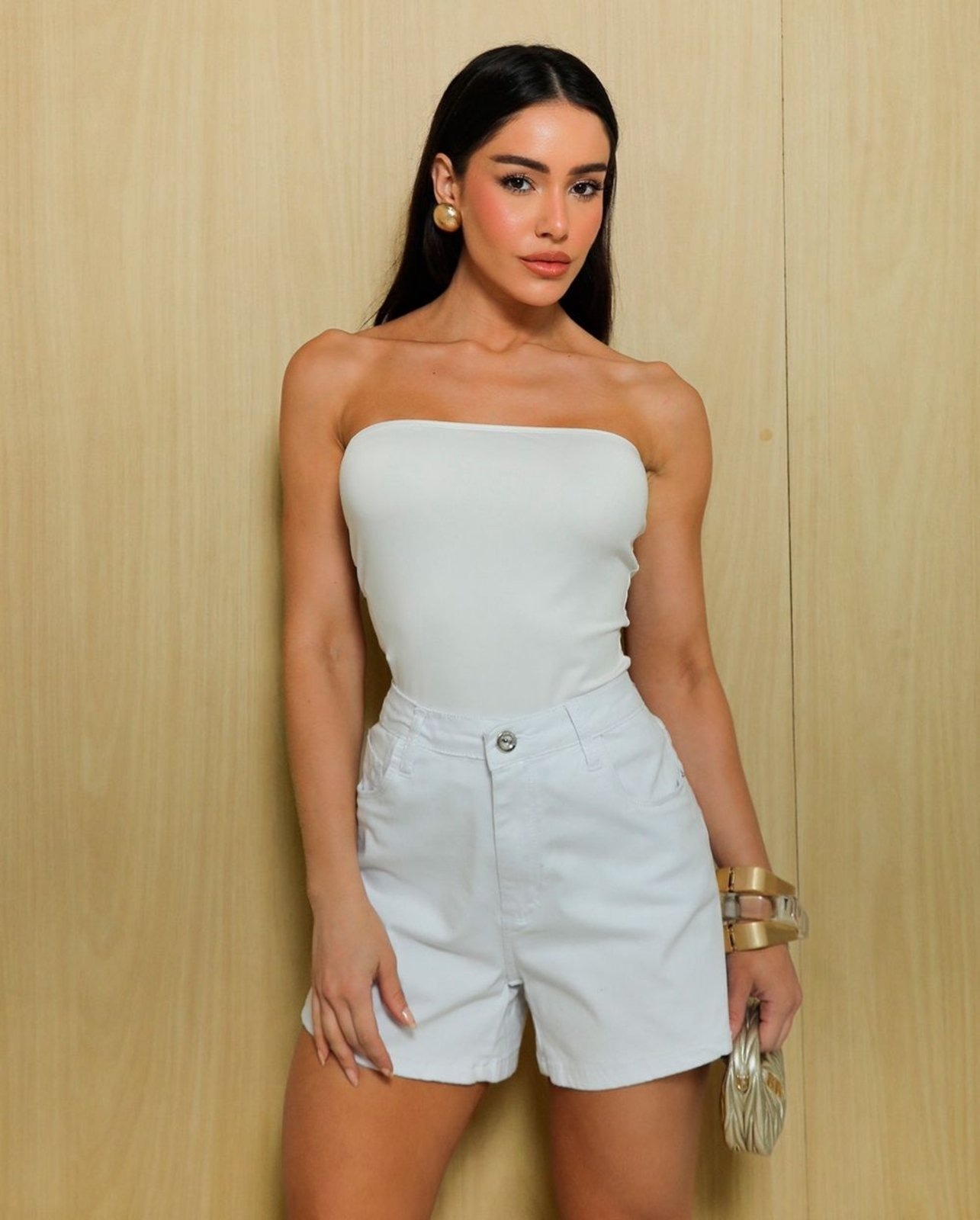 Imagem principal Shorts Jeans Mom Feminino Cintura Alta Básico com Elastano 70201 Branca Consciência branco