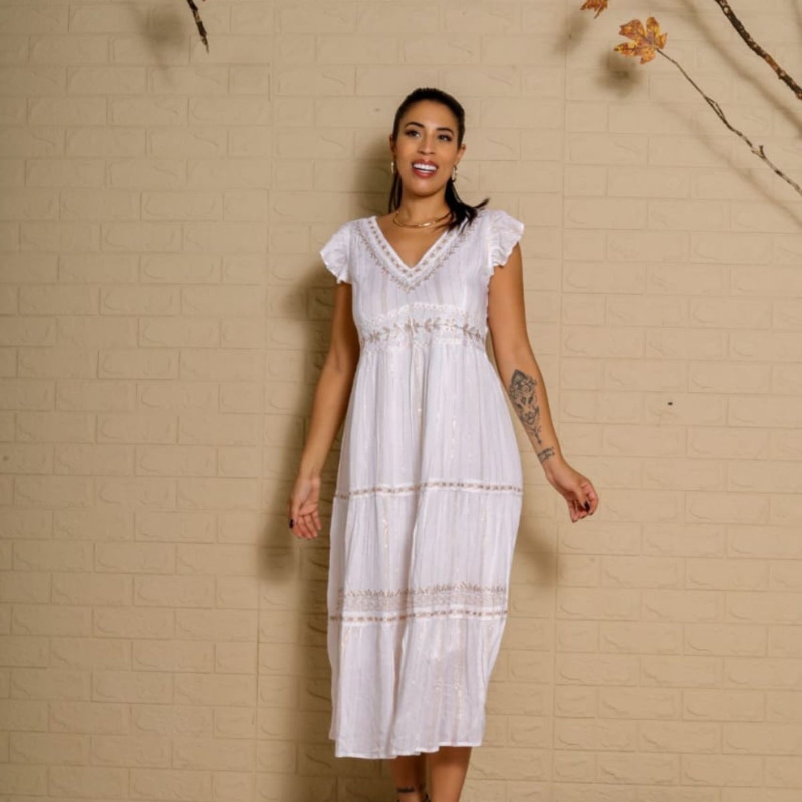 Imagem principal Vestido Longo Vih Triny com Renda Boho Chic Premium Vih Triny branco