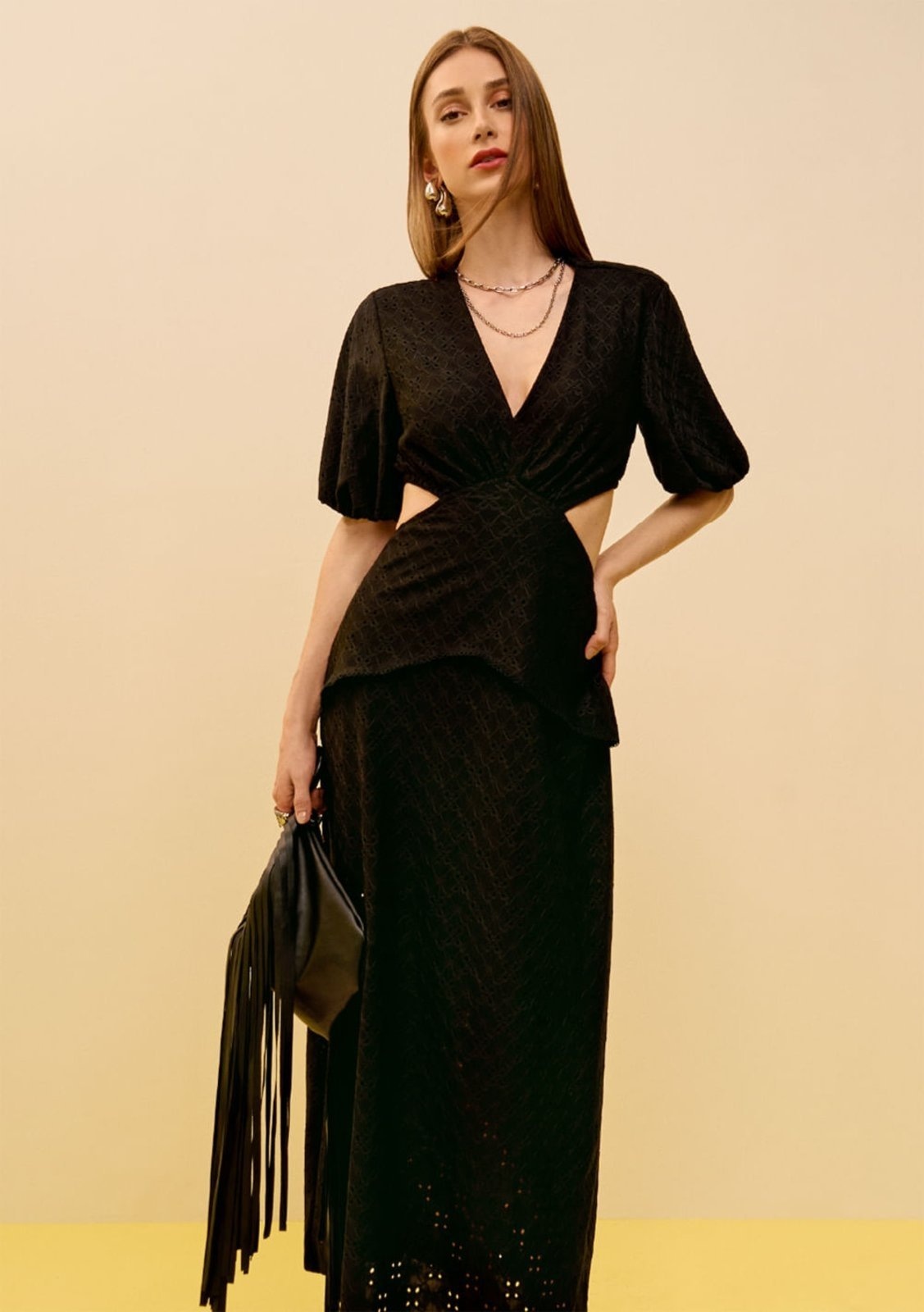 Imagem principal Vestido Zinco Solto Decote V Manga 7 Oitavos Midi Zinco preto