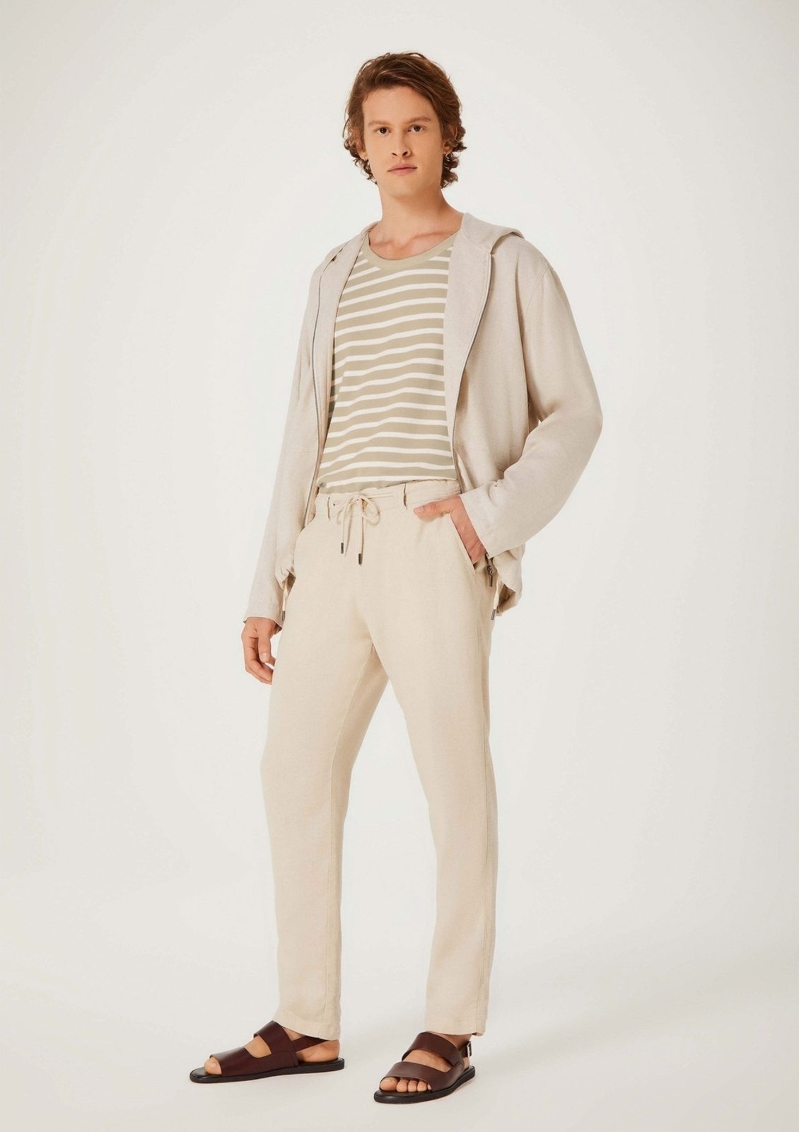 Imagem principal Calça Masculina Reta Em Linho Hering bege