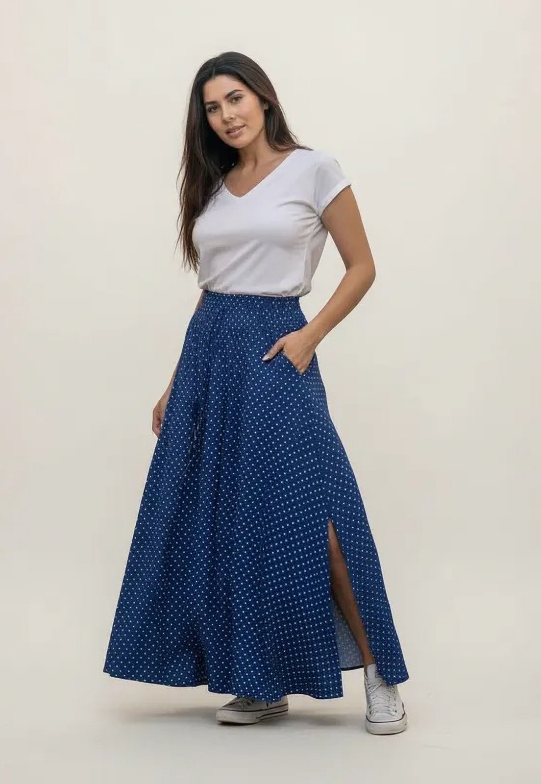 Imagem principal Saia Cabanafree Longa Viscose Azul Poá Cabanafree estampado azul