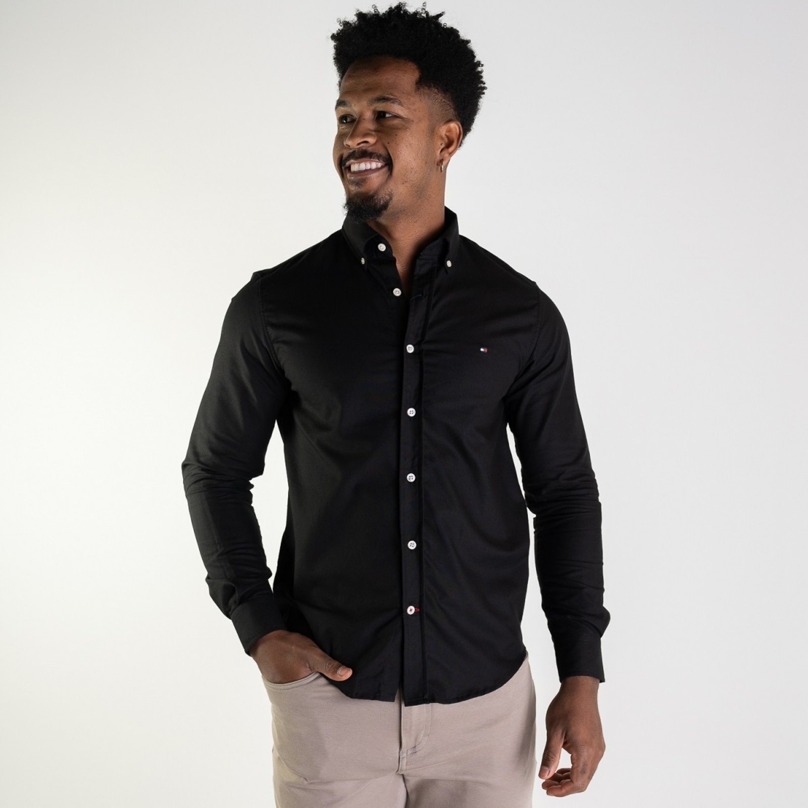 Imagem principal Camisa Tommy Hilfiger Classic Regular Fit Preta Tommy Hilfiger preto