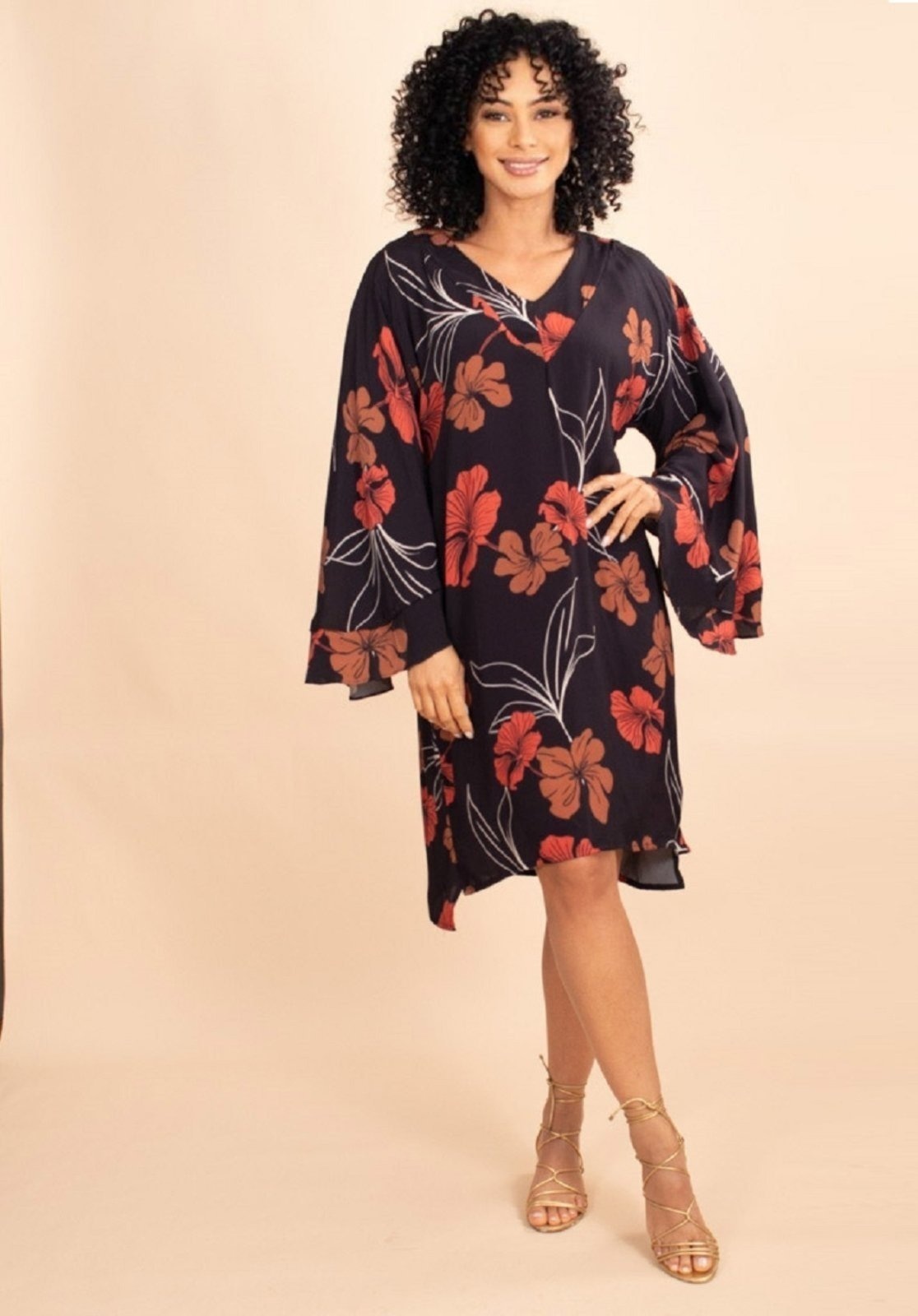 Imagem principal Vestido Curto Estampa Rosas da Floresta Amazonia Vital estampado/preto/vermelho