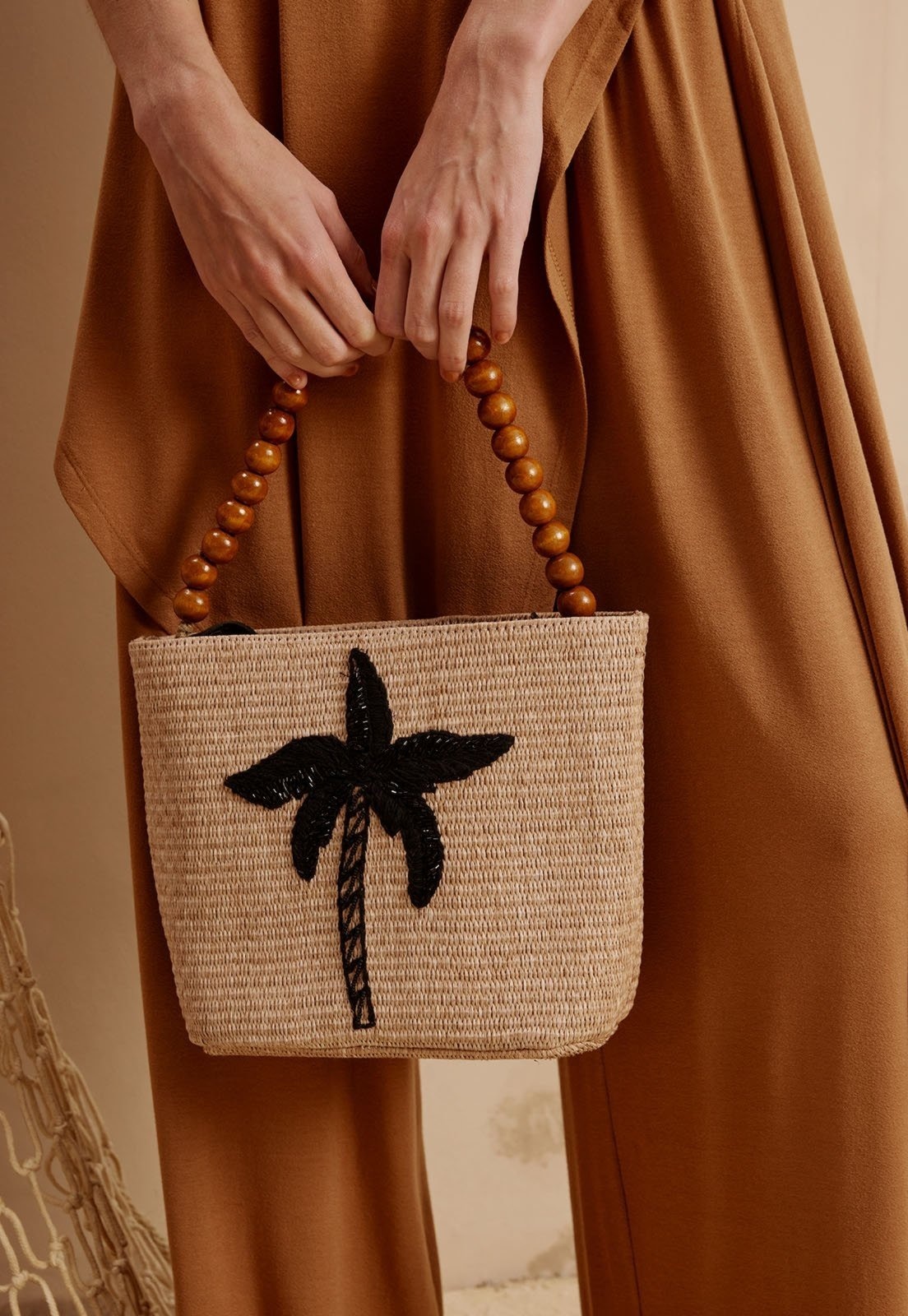 Imagem principal Bolsa Palha Coqueiro Bordado CaCay bege