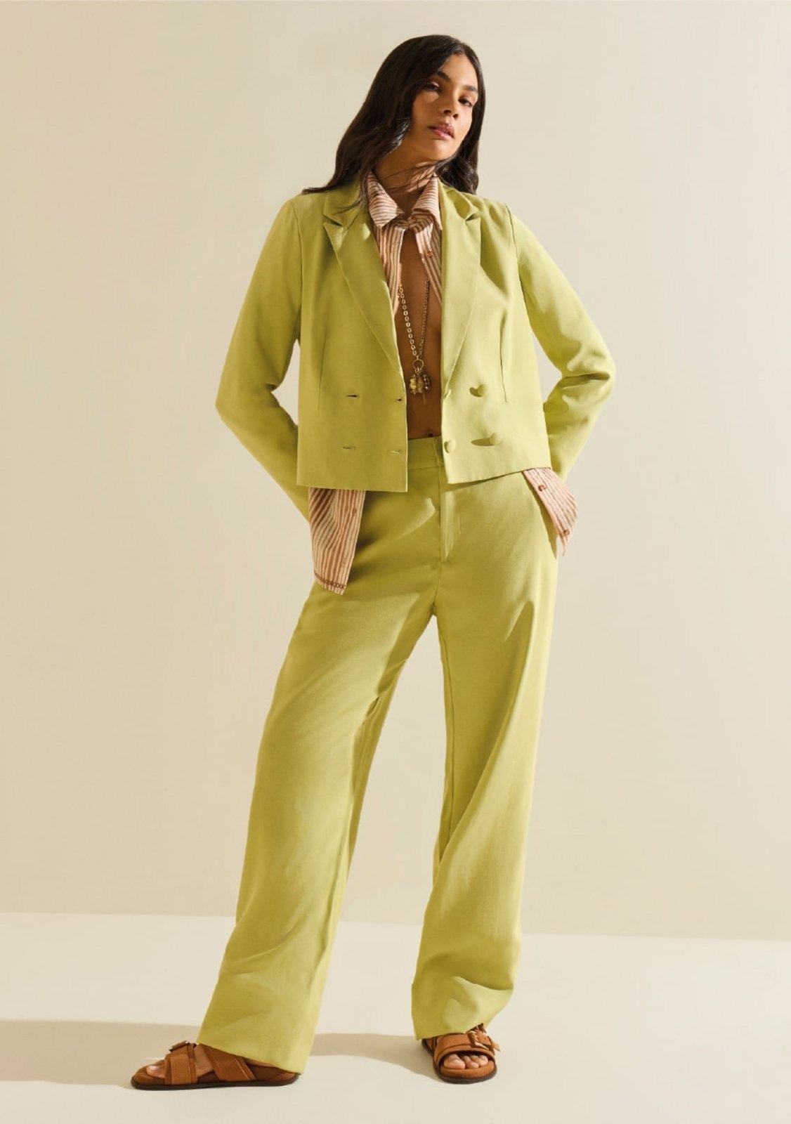 Imagem principal Calça Morena Rosa Reta Alta Verde Morena Rosa verde rosa