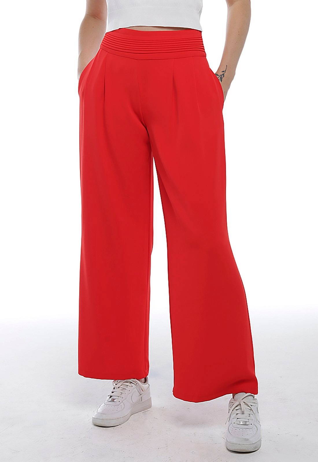 Imagem principal Calça Social Vermelha Feminina Alfaiataria com Pregas SOB vermelho