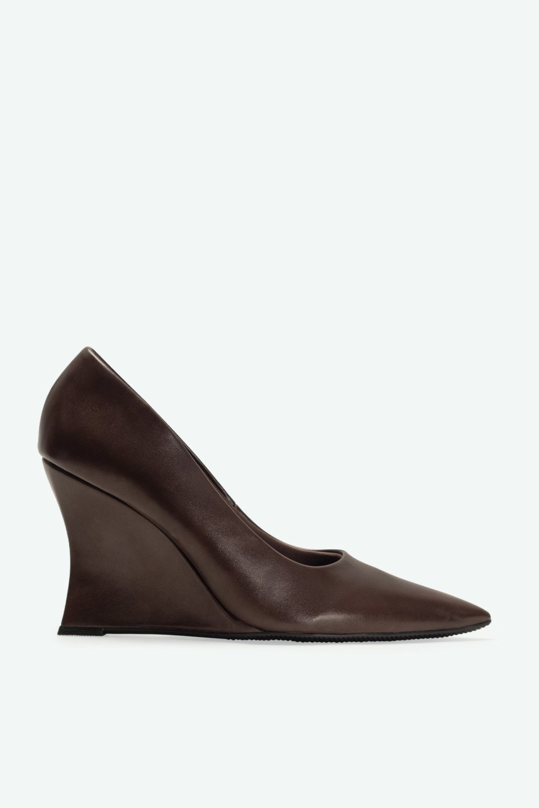 Imagem principal Scarpin Ioná Suzana Santos marrom