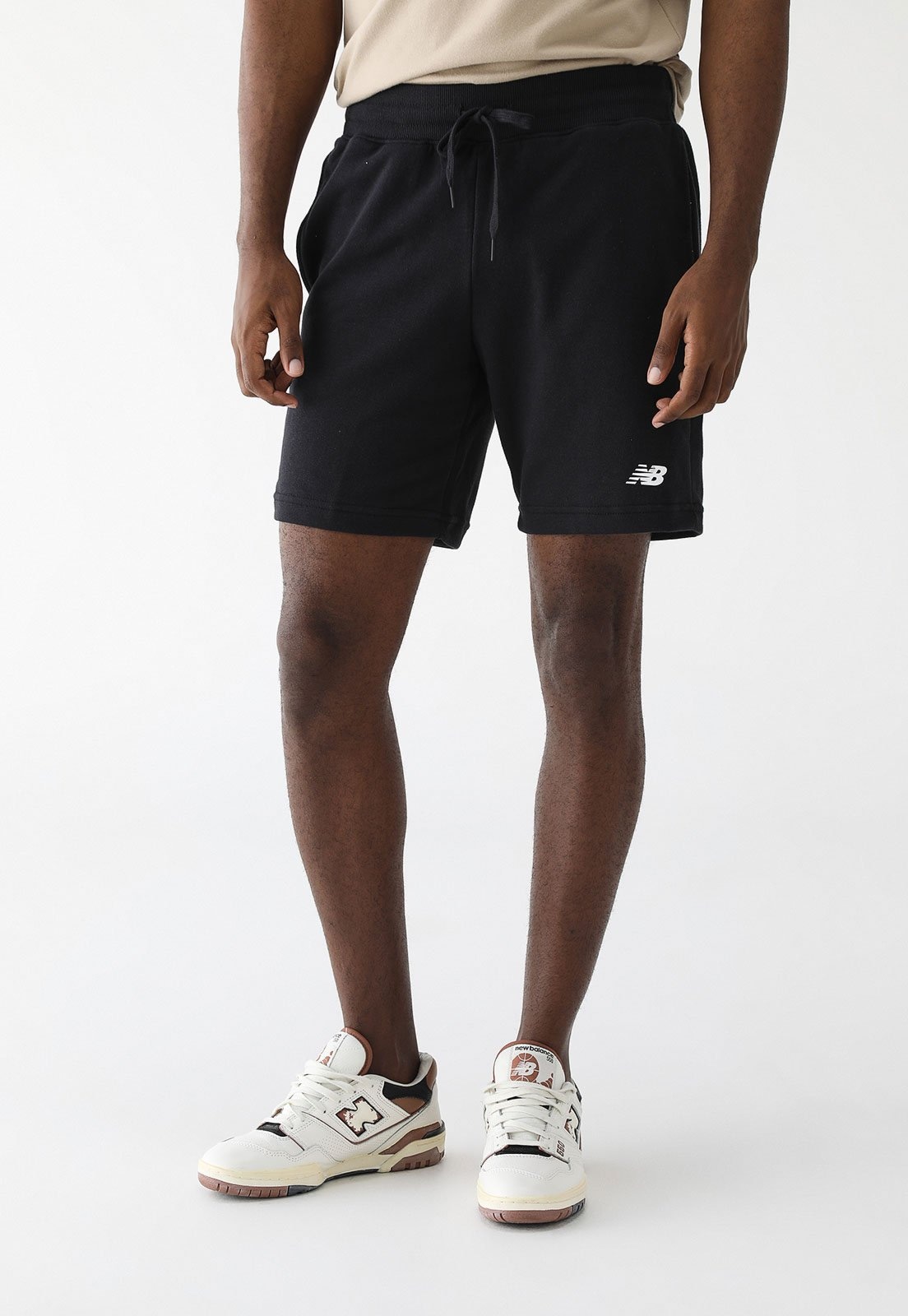 Imagem principal Bermuda de Moletom New Balance Reta Essentials Preta New Balance preto