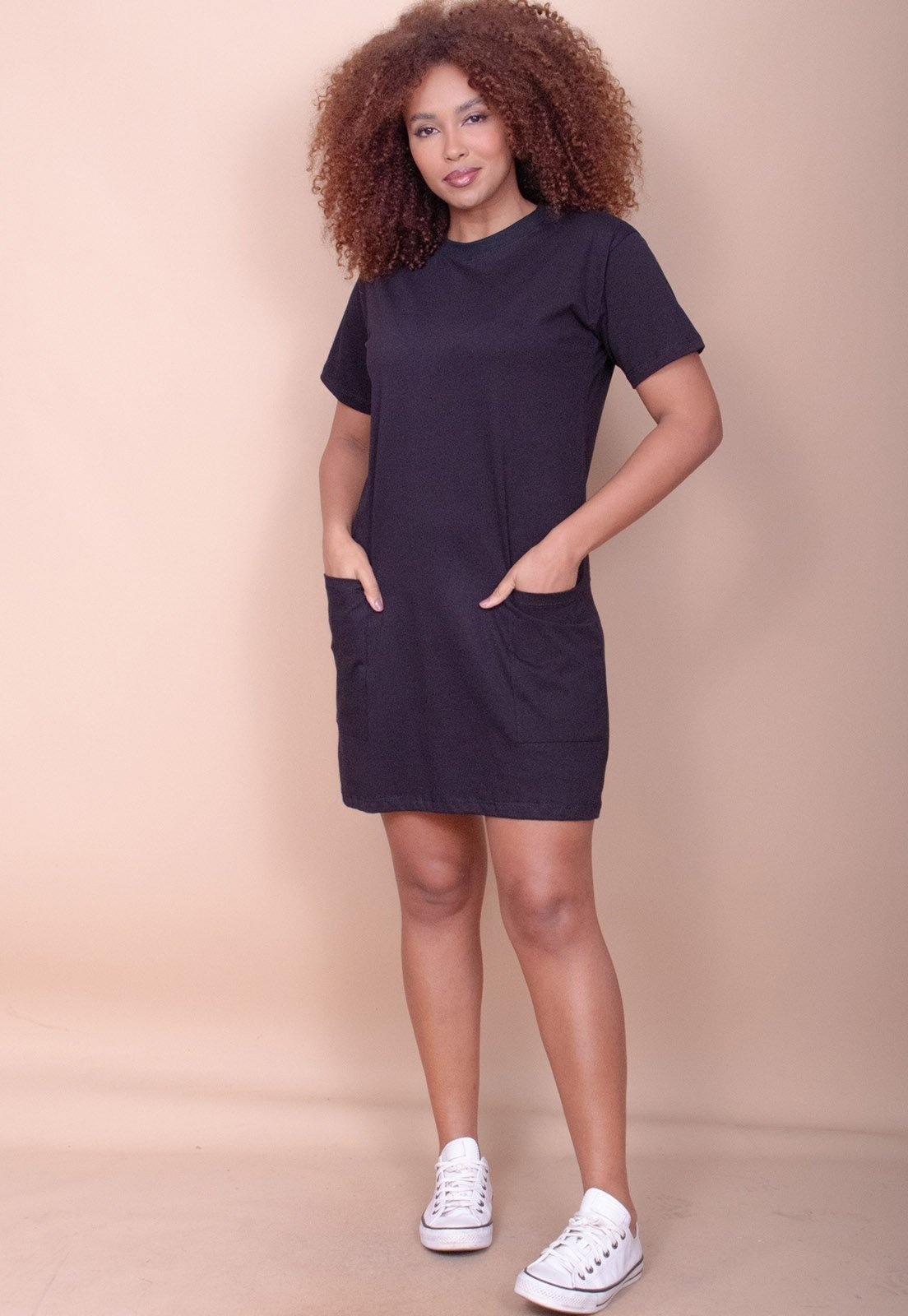 Imagem principal Vestido Cabanafree Curto Algodão Manga Curta 02 Bolsos Cabanafree preto