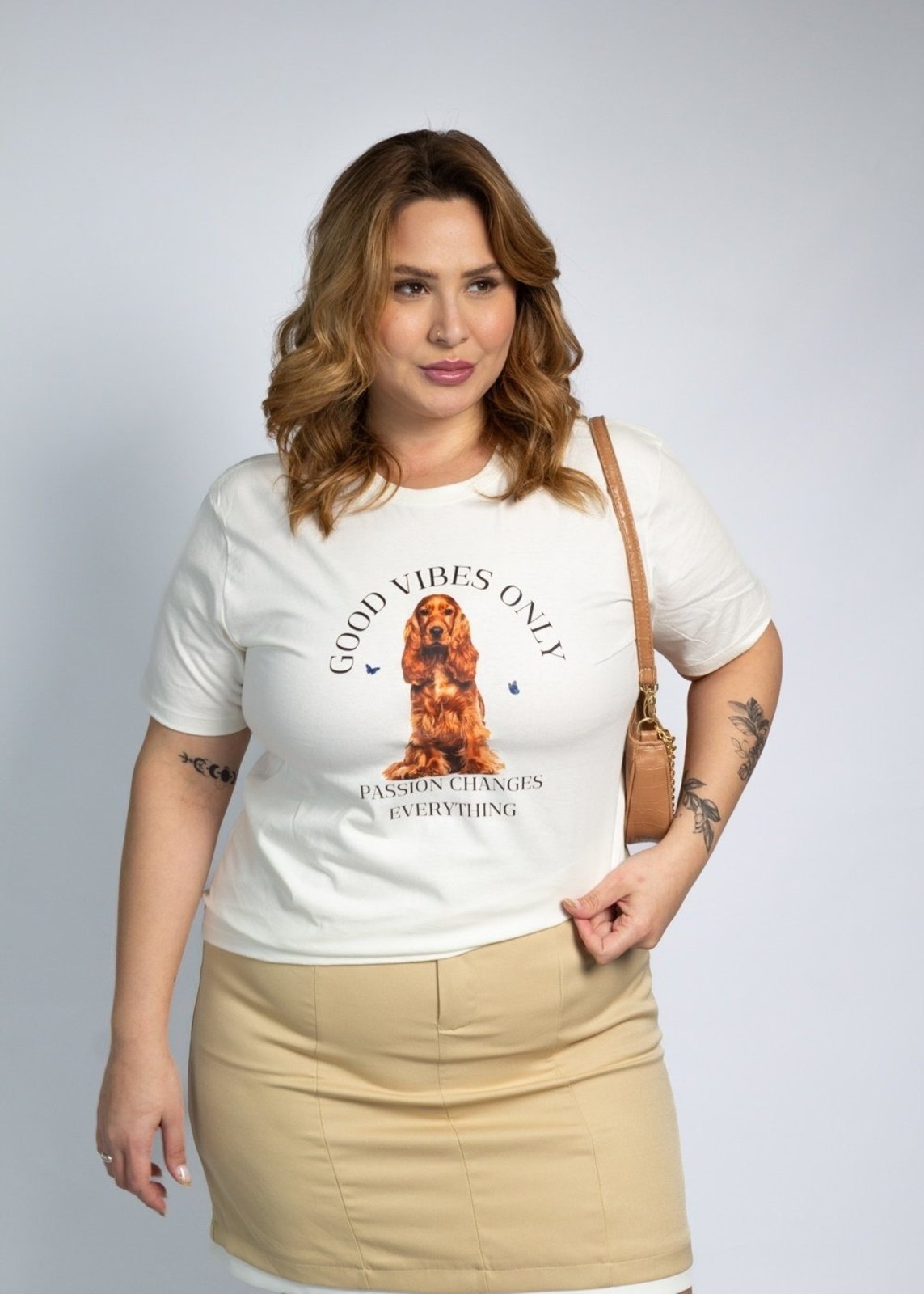Imagem principal T-shirt Feminina Cianitas Off Estampa Good Vibes Only Cianitas off-white