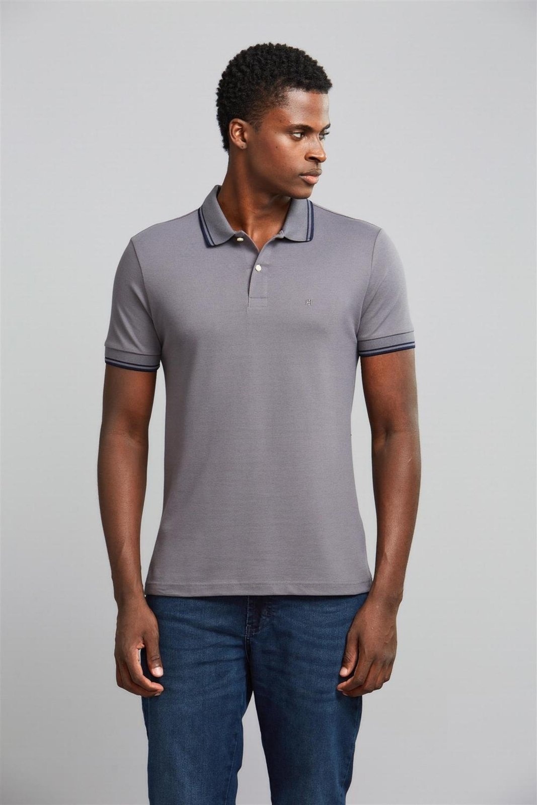 Imagem principal HIGHSTIL Polo Manga Curta Piquet Básica Slim Fit Escuro HIGHSTIL cinza