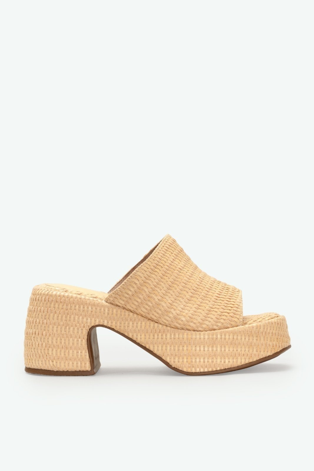 Imagem principal Tamanco Liane Suzana Santos bege